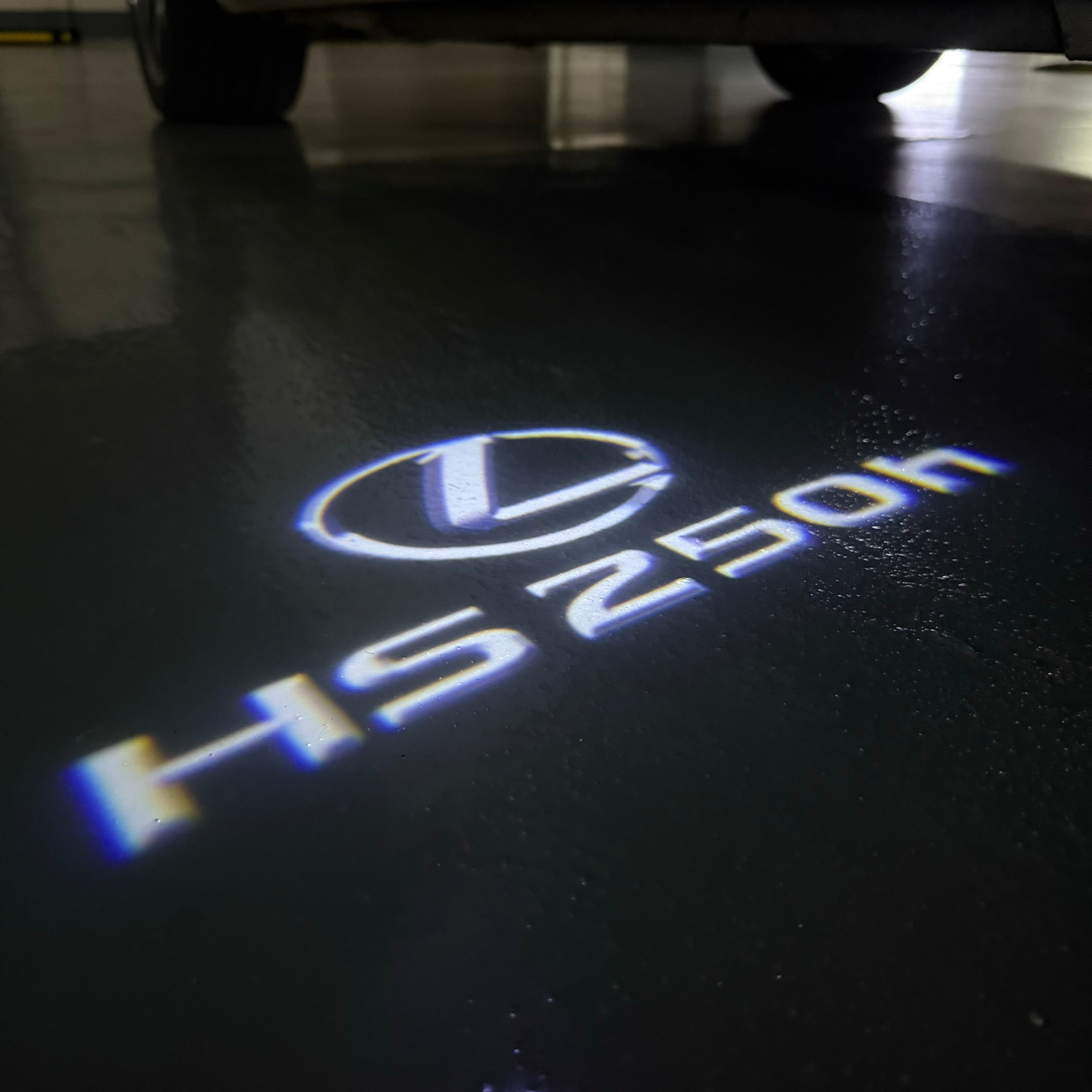 LUCES LEXUS LOGO PROJECROTR Nr.01 (cantidad 1 = 1 juegos / 2 luces de puerta)