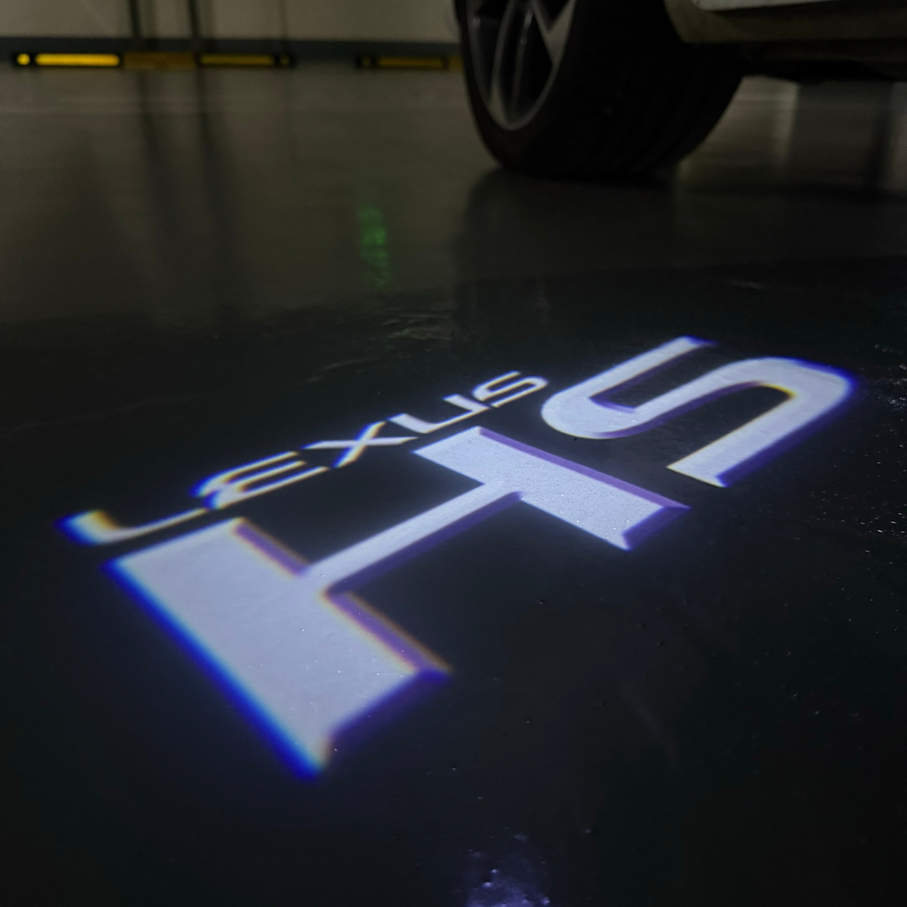 LUCES LEXUS LOGO PROJECROTR Nr.01 (cantidad 1 = 1 juegos / 2 luces de puerta)