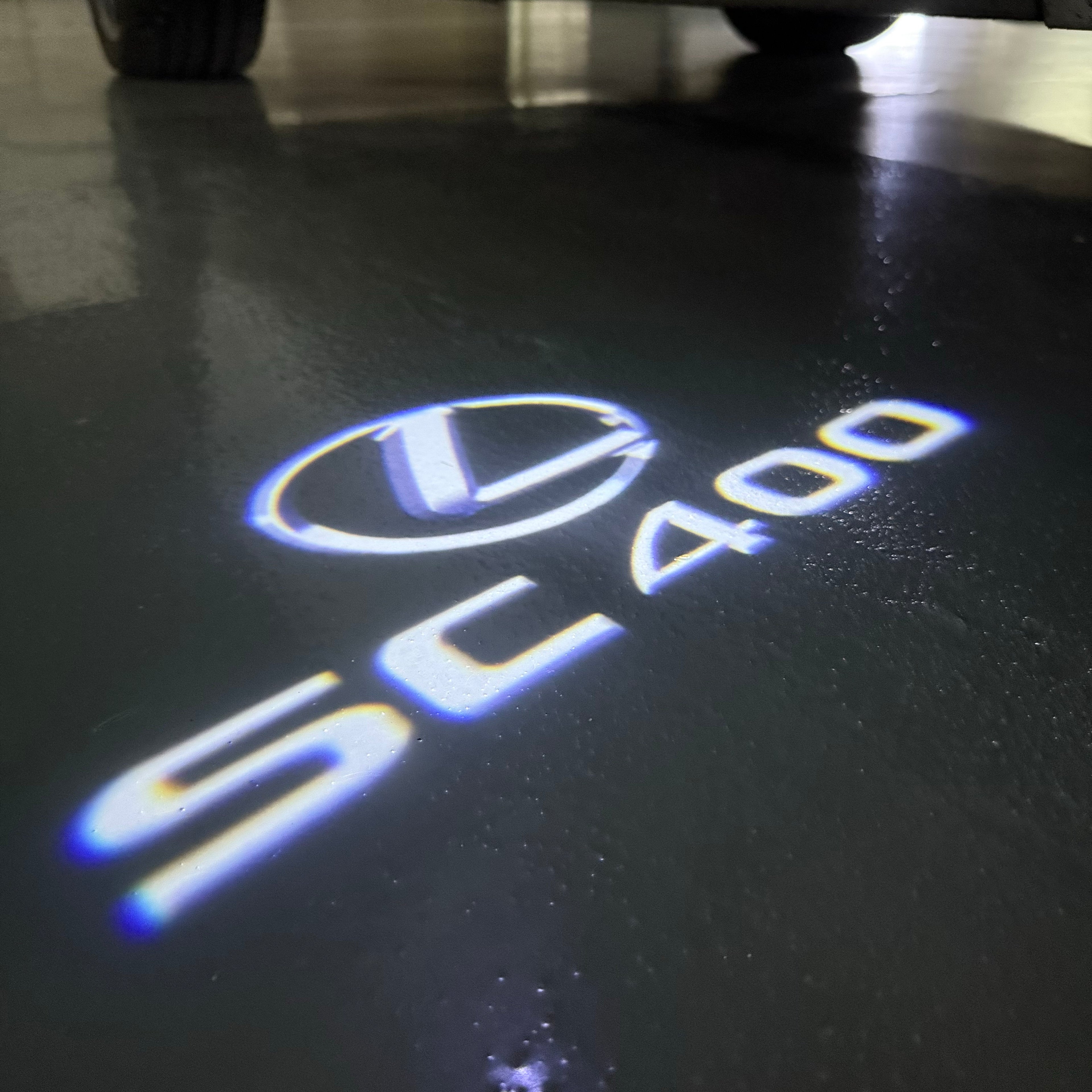 LEXUS LOGO PROJECROTR LIGHTS Nr.01 (Menge 1 = 1 Sets/2 Türleuchten)