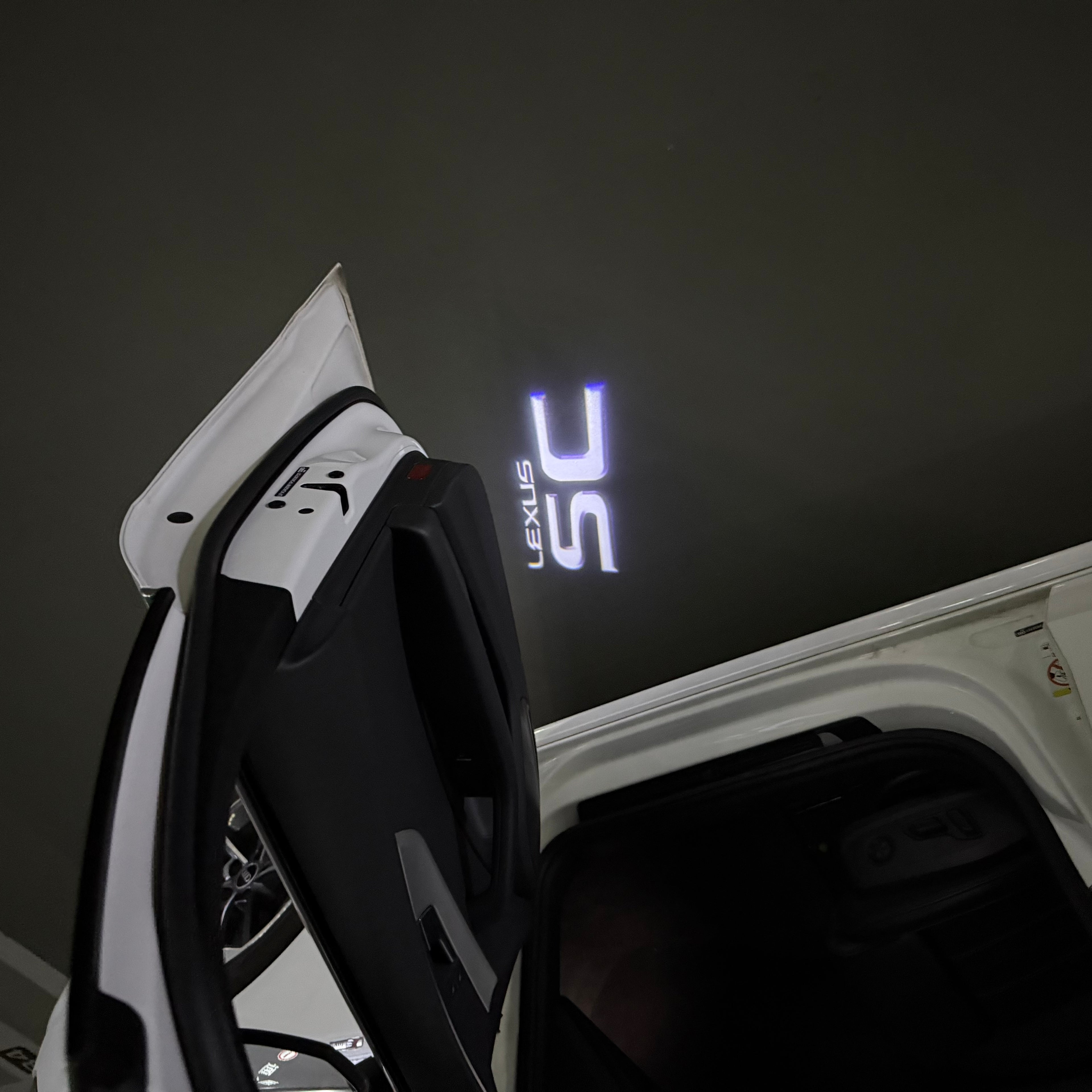 LEXUS  SC  LOGO PROJECROTR LIGHTS (quantity 1 = 1 sets/2 door lights)Nr.01a4