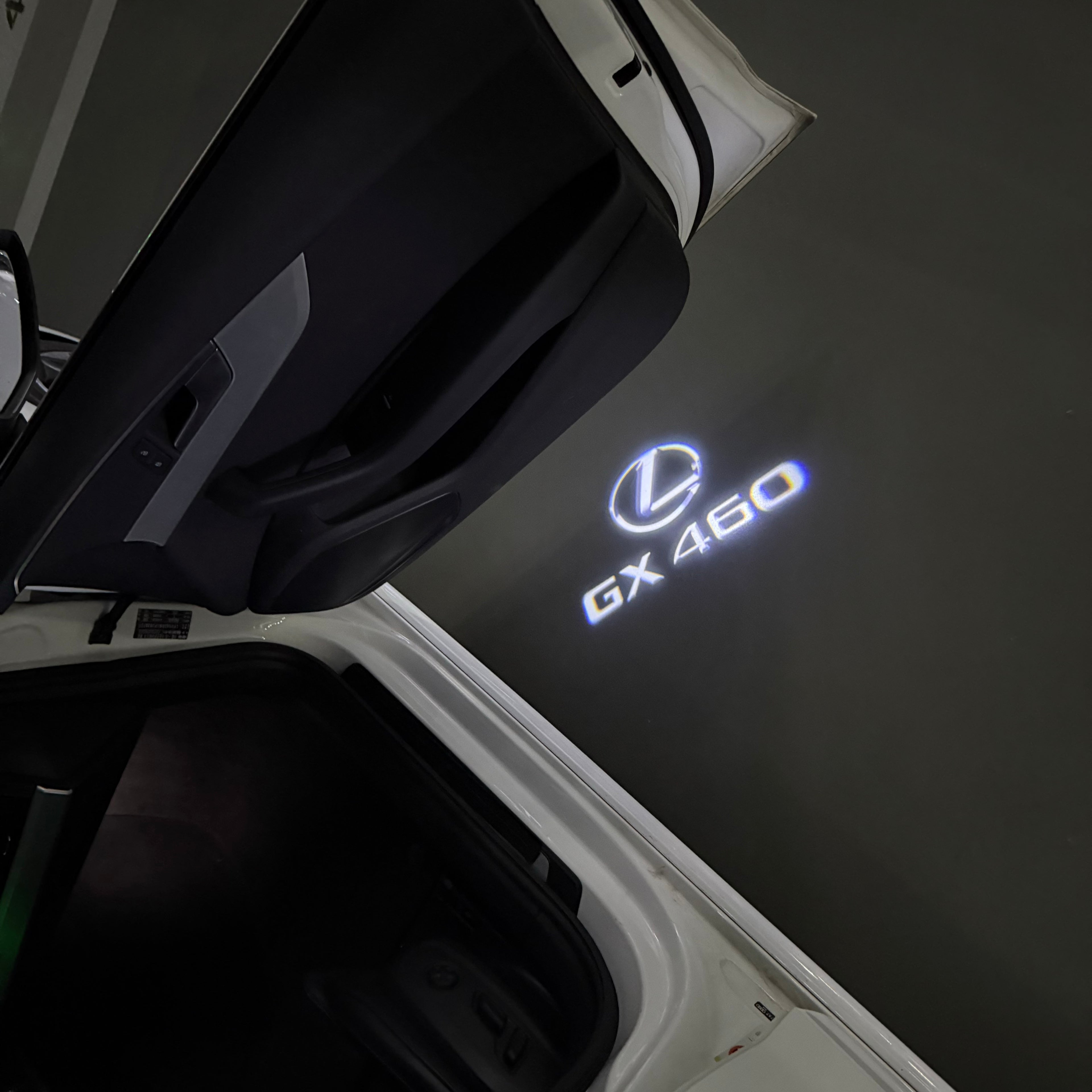 LUCES LEXUS LOGO PROJECROTR Nr.01 (cantidad 1 = 1 juegos / 2 luces de puerta)