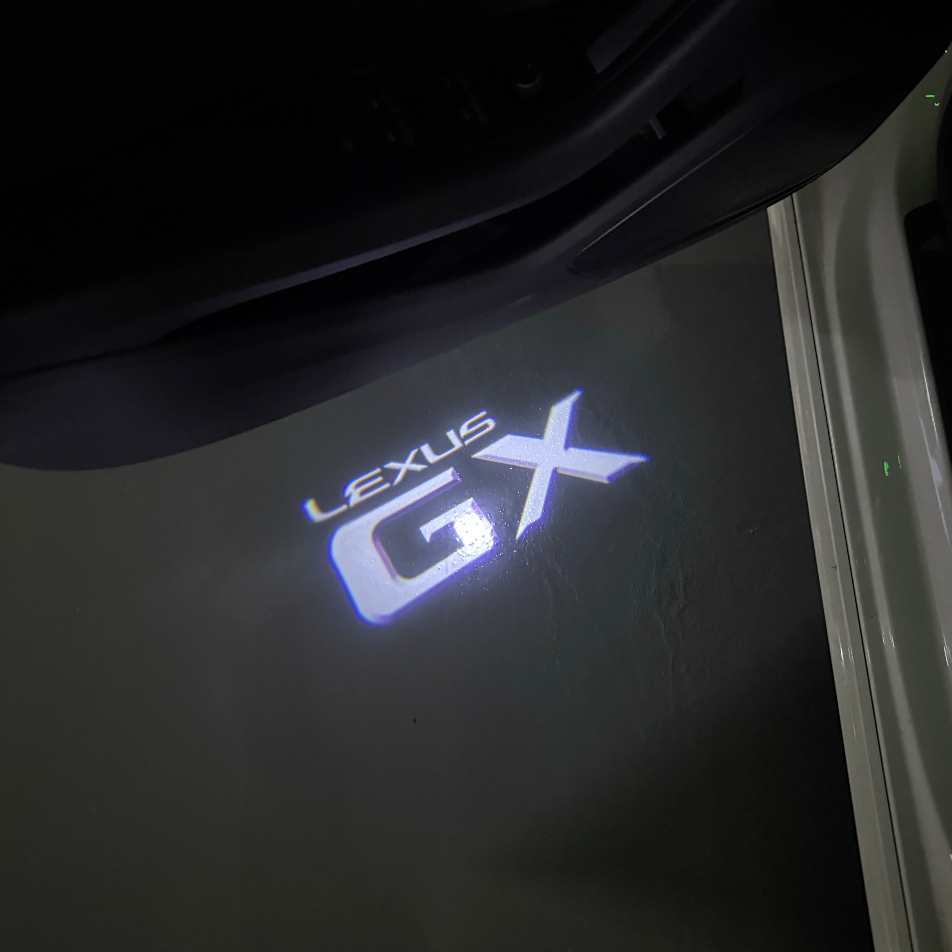 LUCES LEXUS LOGO PROJECROTR Nr.01 (cantidad 1 = 1 juegos / 2 luces de puerta)