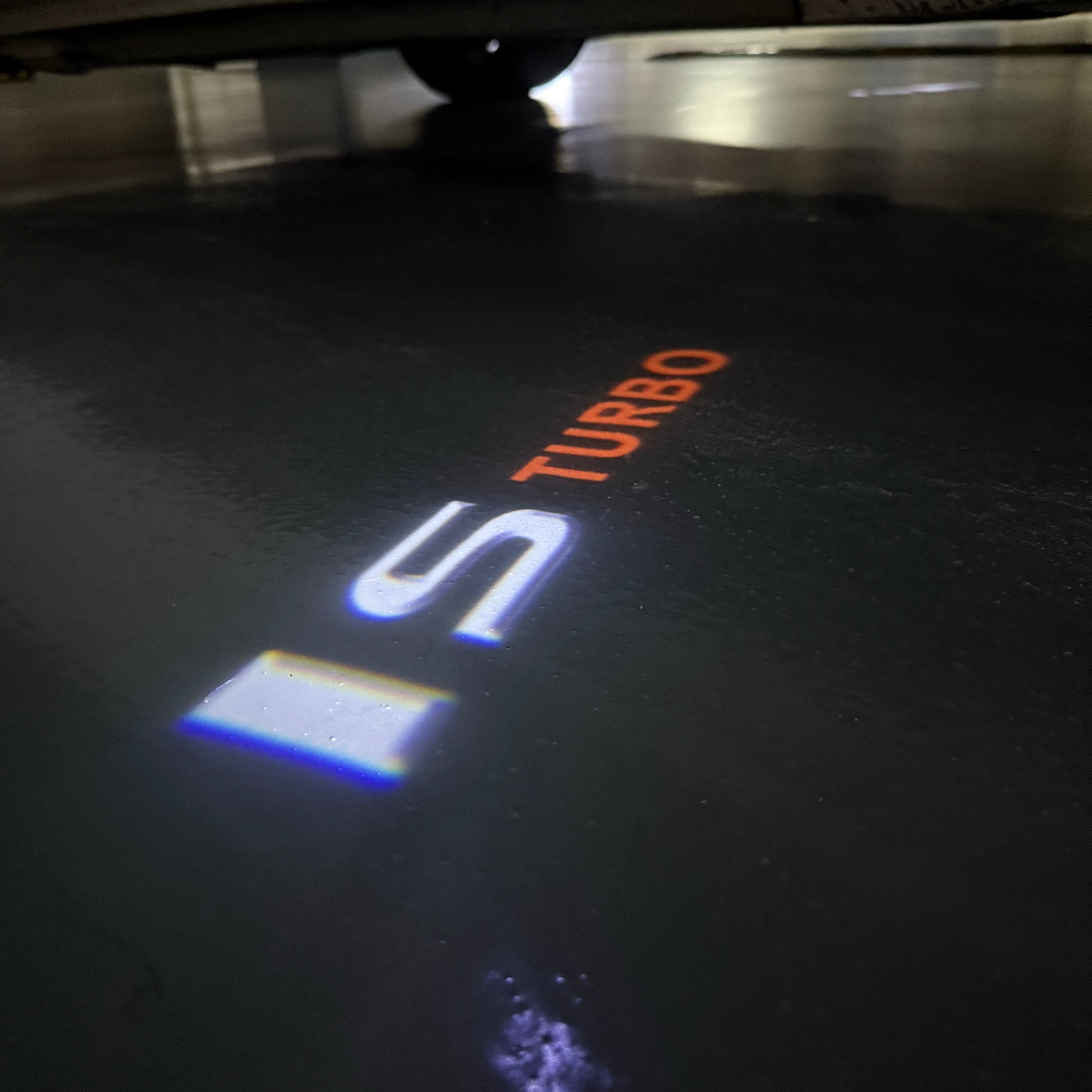 LEXUS LOGO PROJECROTR LIGHTS Nr.01 (Menge 1 = 1 Sets/2 Türleuchten)