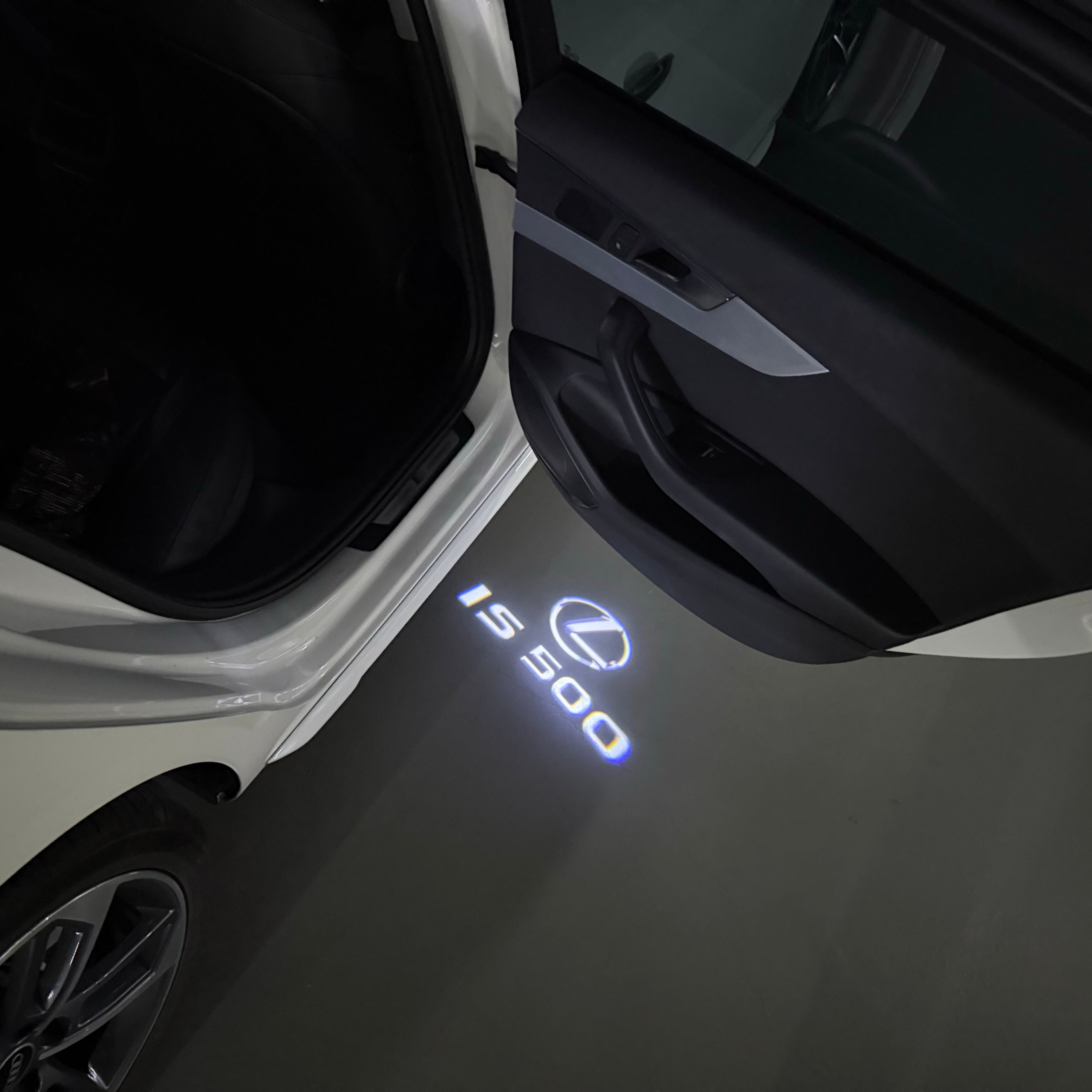 LUCES LEXUS LOGO PROJECROTR Nr.01 (cantidad 1 = 1 juegos / 2 luces de puerta)