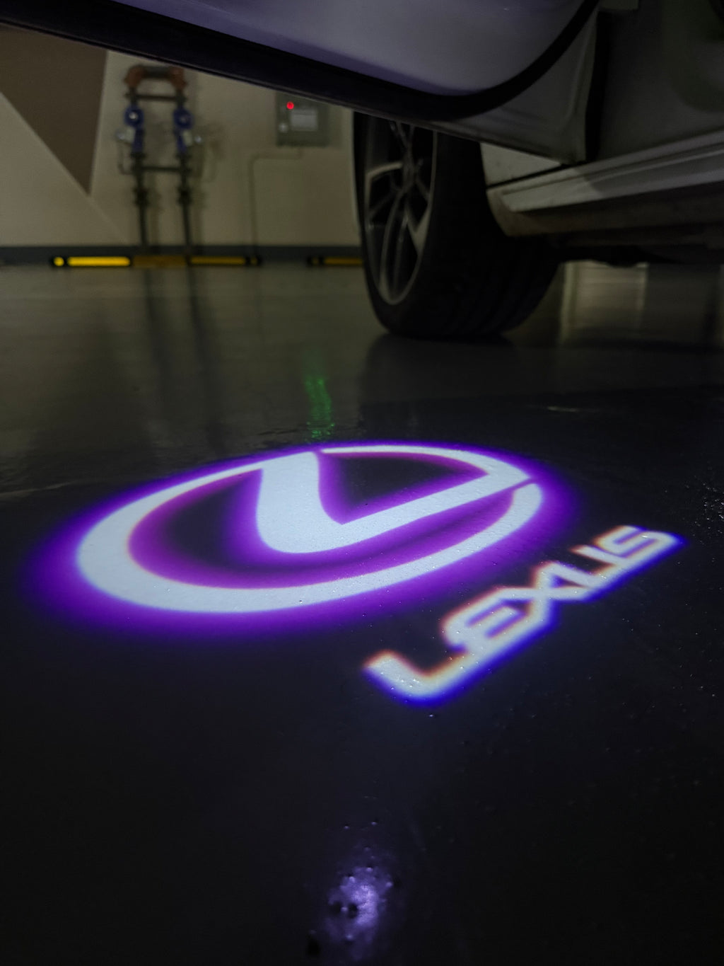 LEXUS LOGO PROJECTOR LIGHTS Nr.01 (الكمية 1 = 1 مجموعة / 2 أضواء باب)