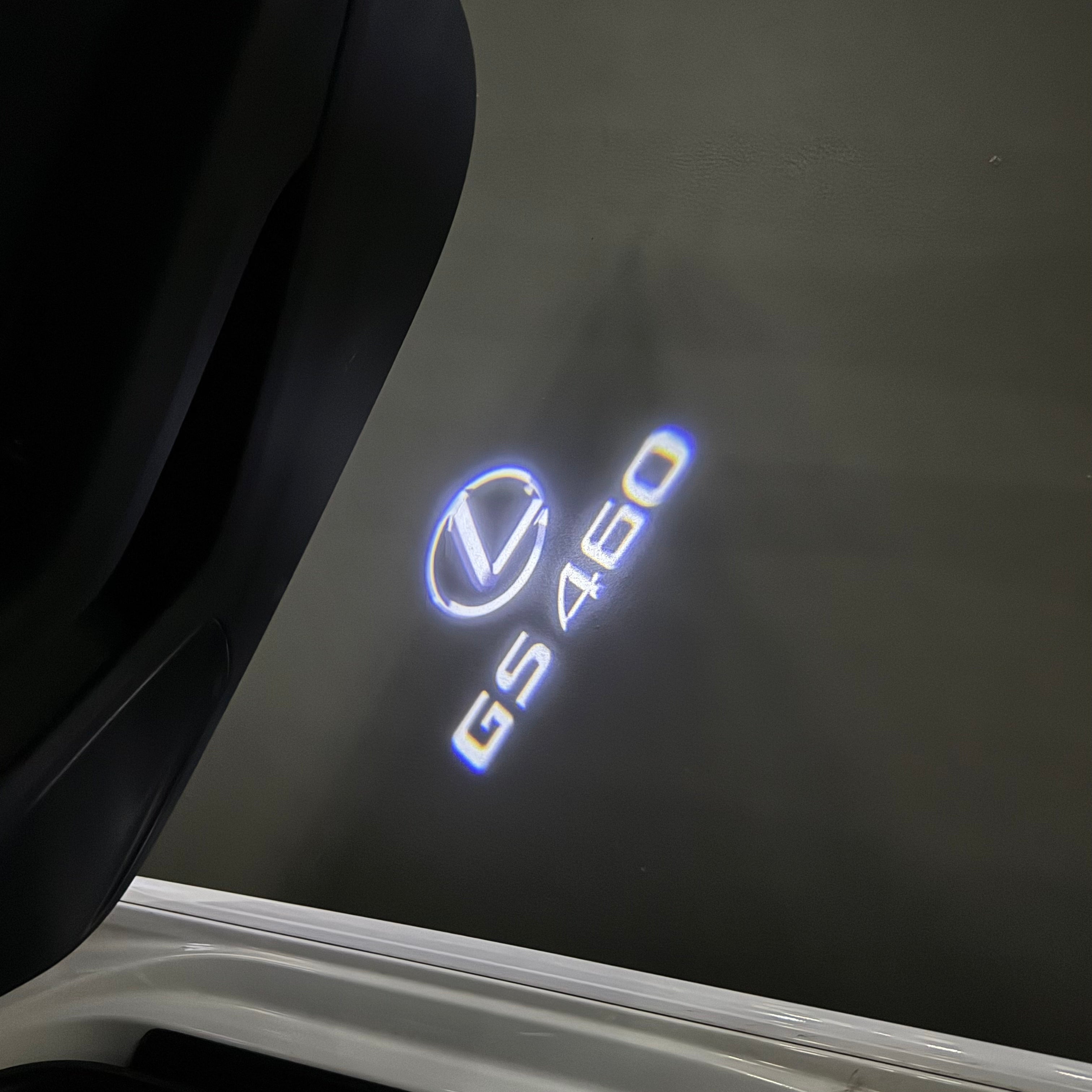 LEXUS LOGO PROJECTOR LIGHTS Nr.01 (الكمية 1 = 1 مجموعة / 2 أضواء باب)