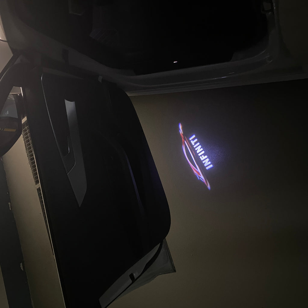 LUCI PROIETTORI LOGO INFINITI Nr.20 (quantità 1 = 1 set / 2 luci porta)