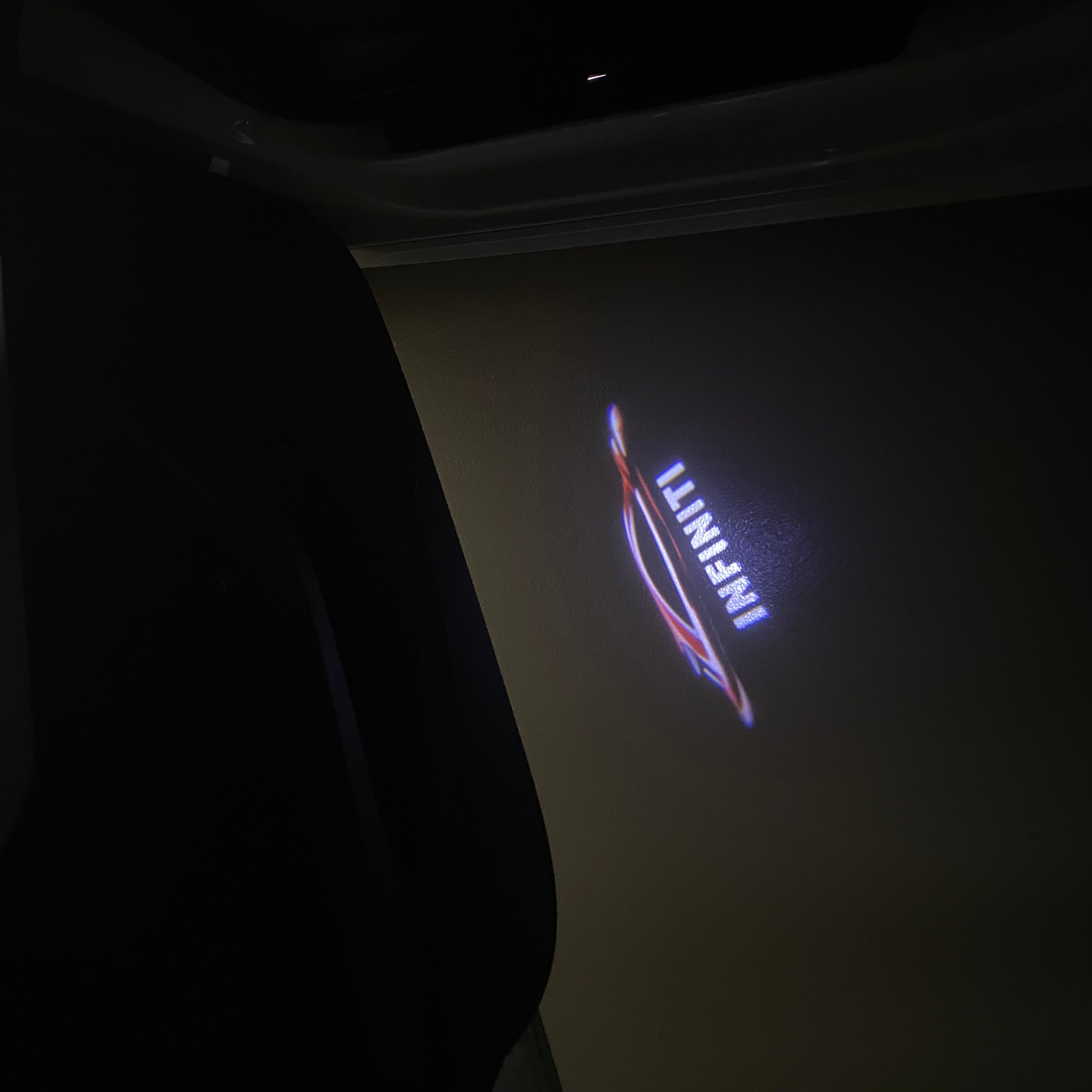 LUCI PROIETTORI LOGO INFINITI Nr.20 (quantità 1 = 1 set / 2 luci porta)