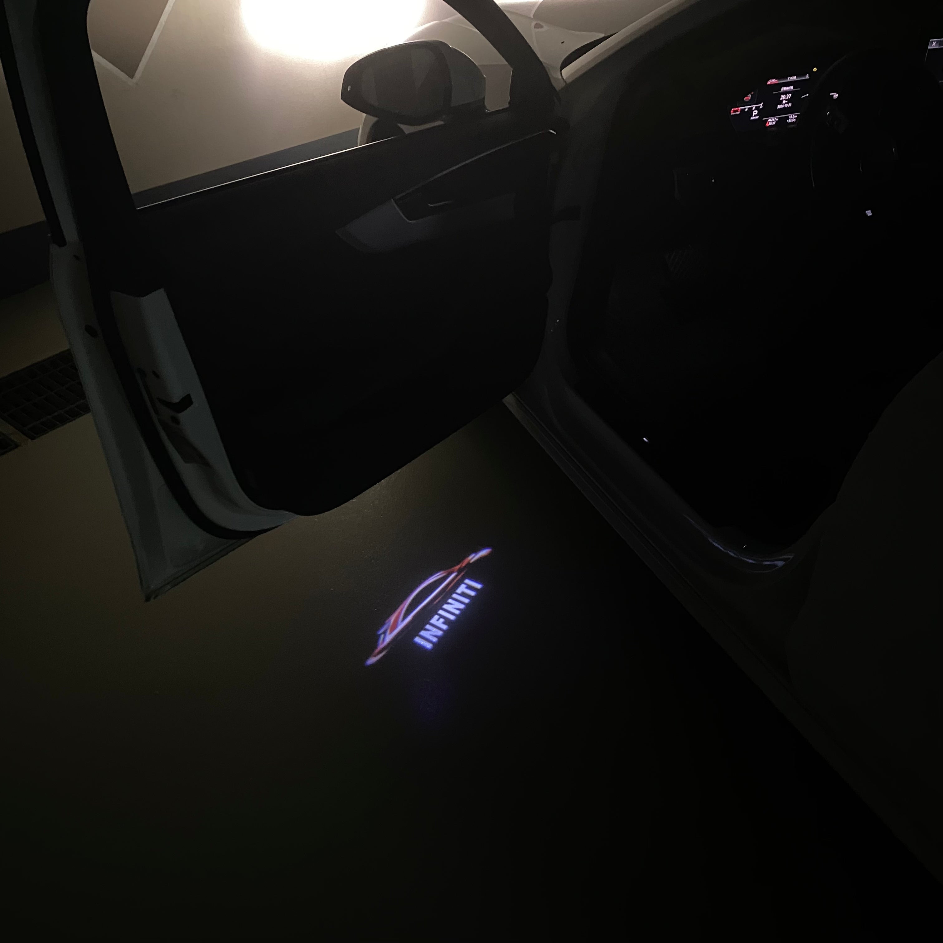 LUCI PROIETTORI LOGO INFINITI Nr.20 (quantità 1 = 1 set / 2 luci porta)