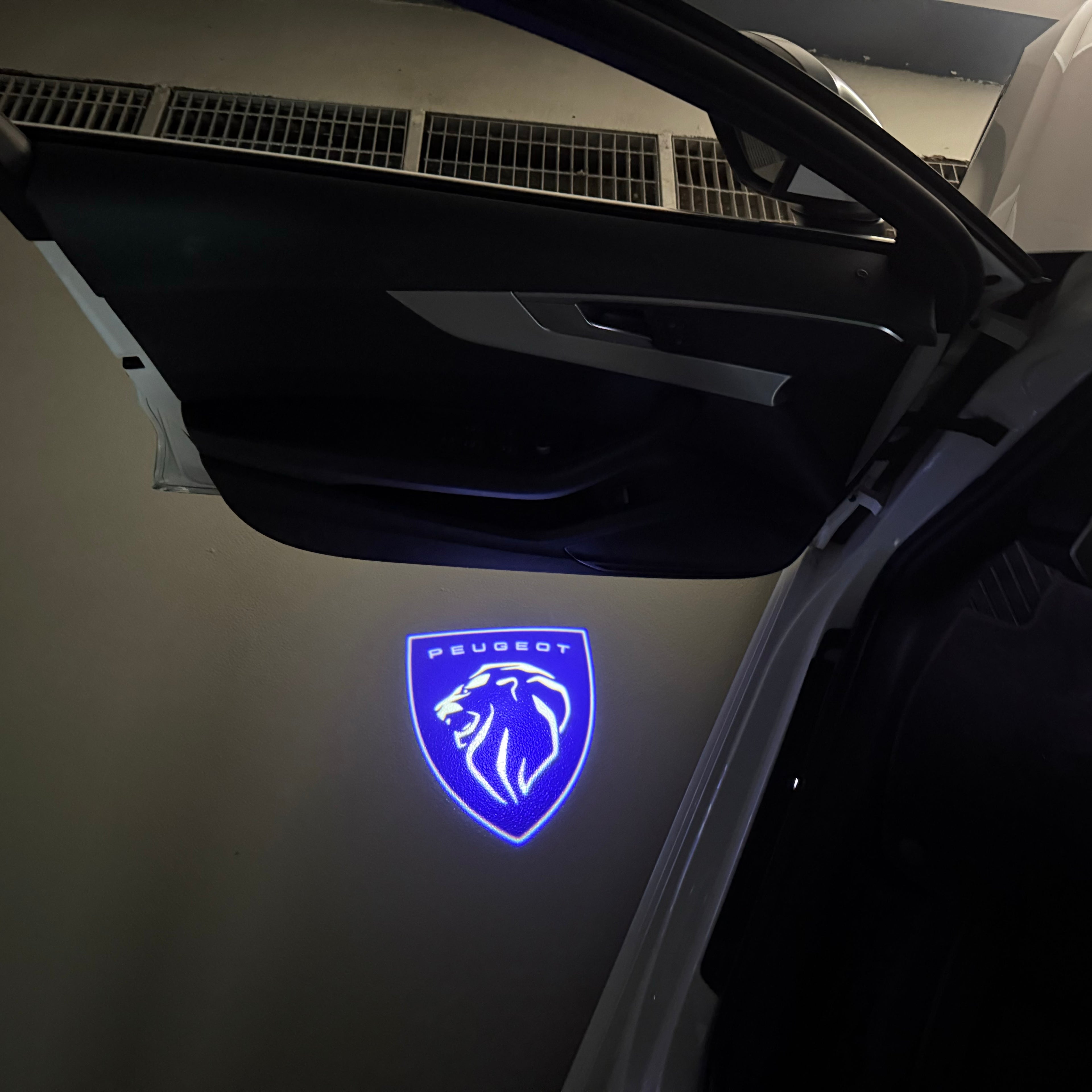 BMW M3 LOGO PROJECTOT LIGHTS Nr.24 (Menge 1 = 1 Sets/2 Türleuchten)