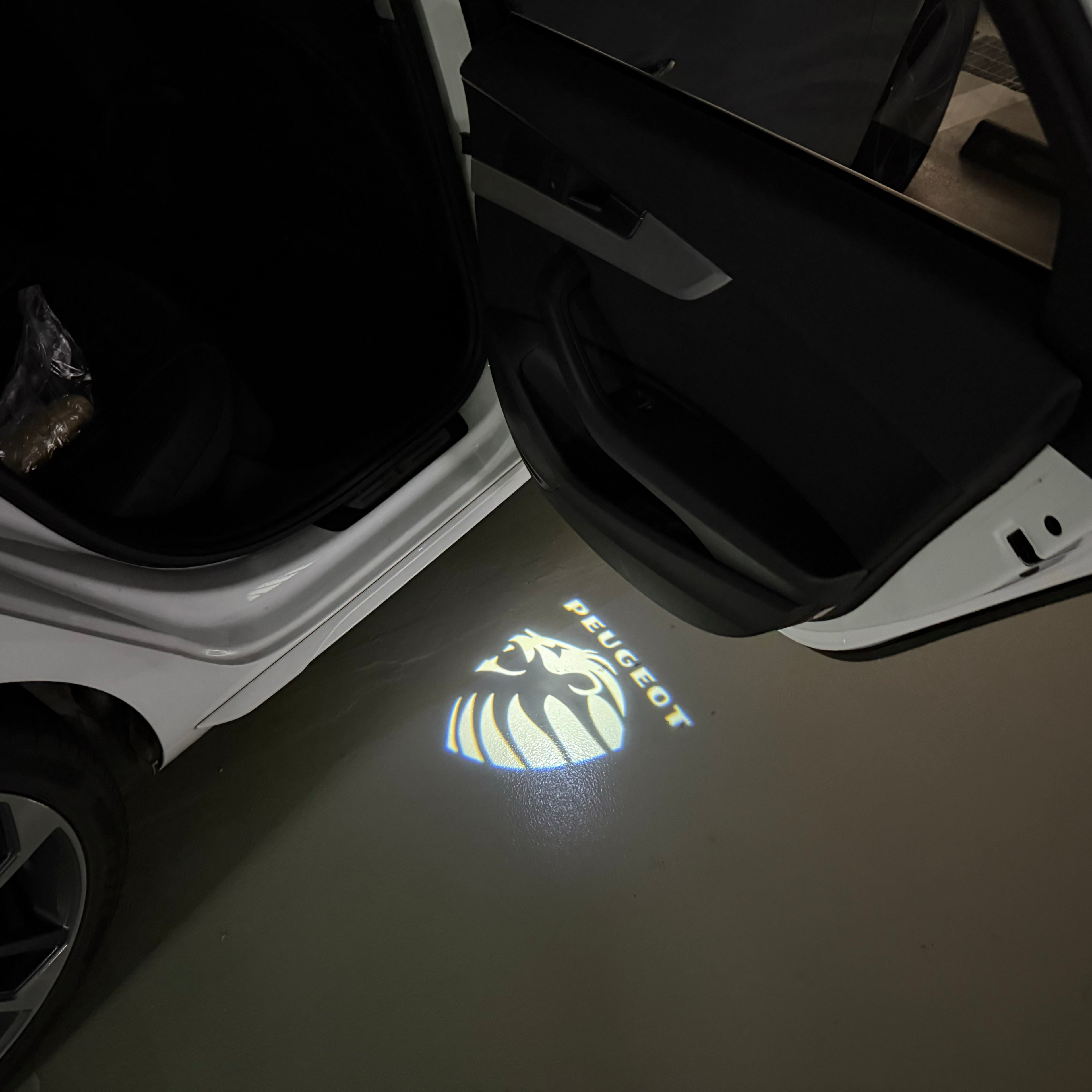 BMW M3 LOGO PROJECTOT LIGHTS Nr.24 (Menge 1 = 1 Sets/2 Türleuchten)