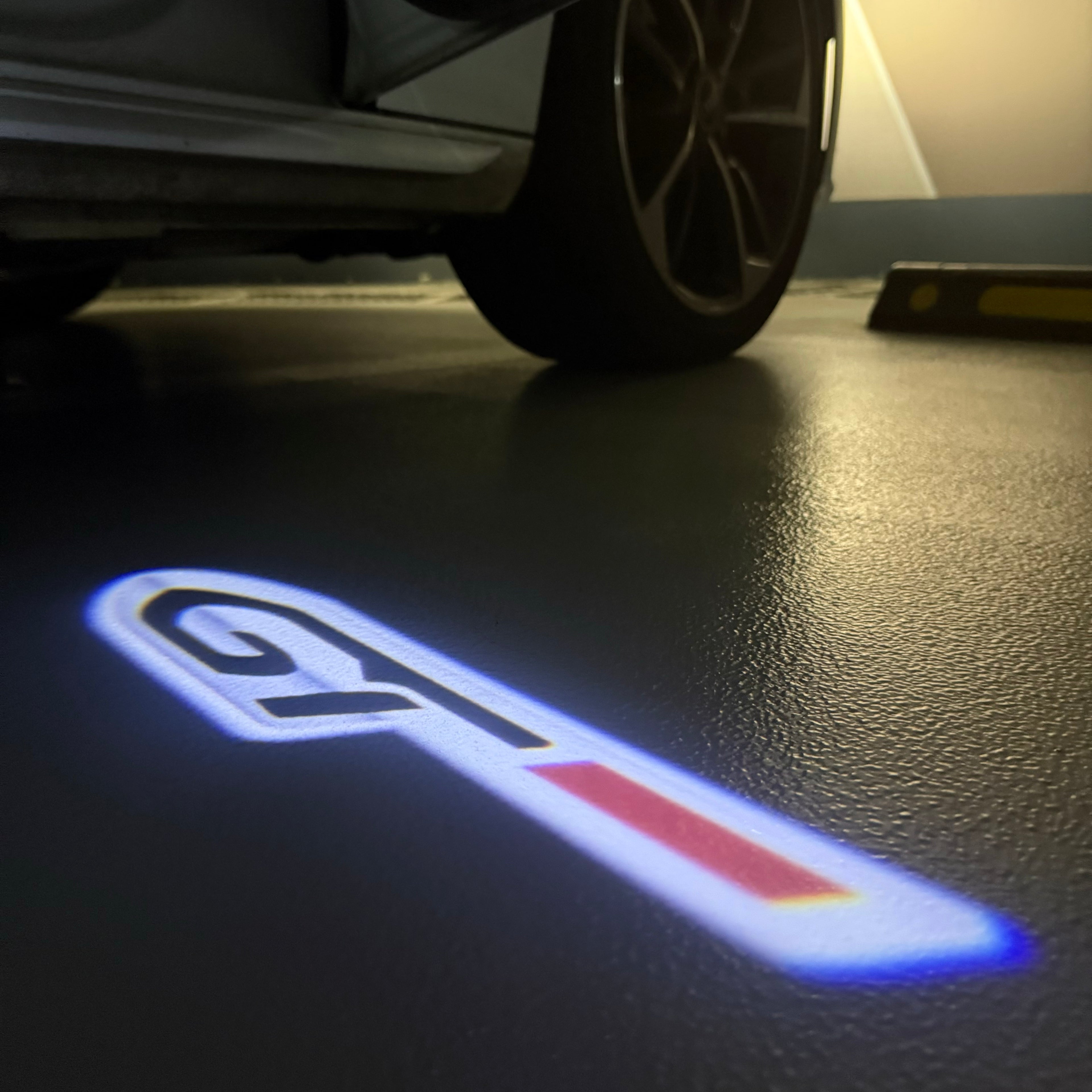 BMW M3 LOGO PROJECTOT LIGHTS Nr.24 (Menge 1 = 1 Sets/2 Türleuchten)