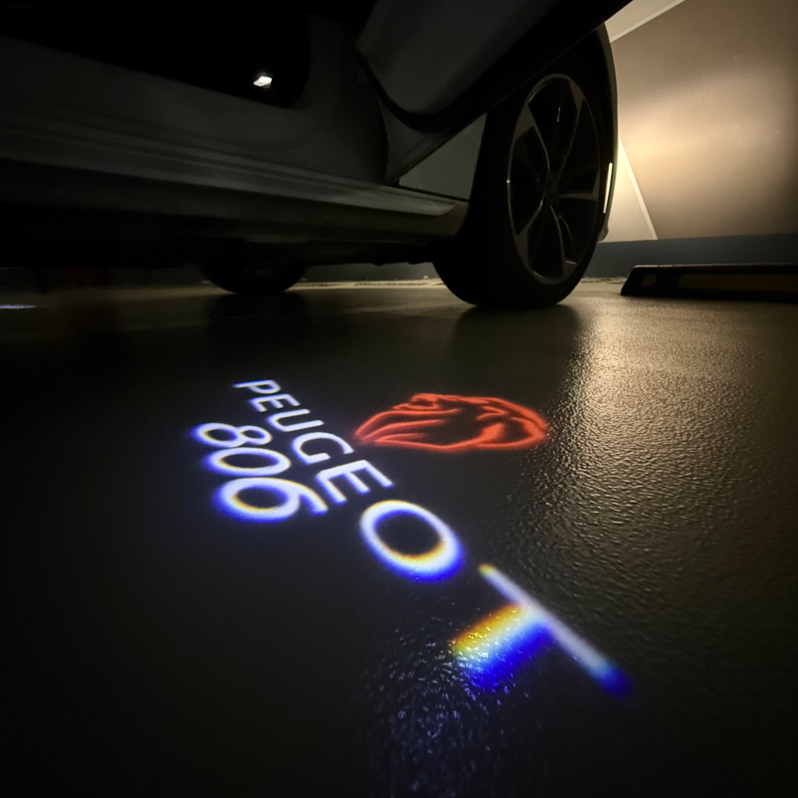 ÉCLAIRAGE DE PROJECTEUR BMW M3 LOGO Nr.24 (quantité 1 = 1 jeux / 2 feux de porte)