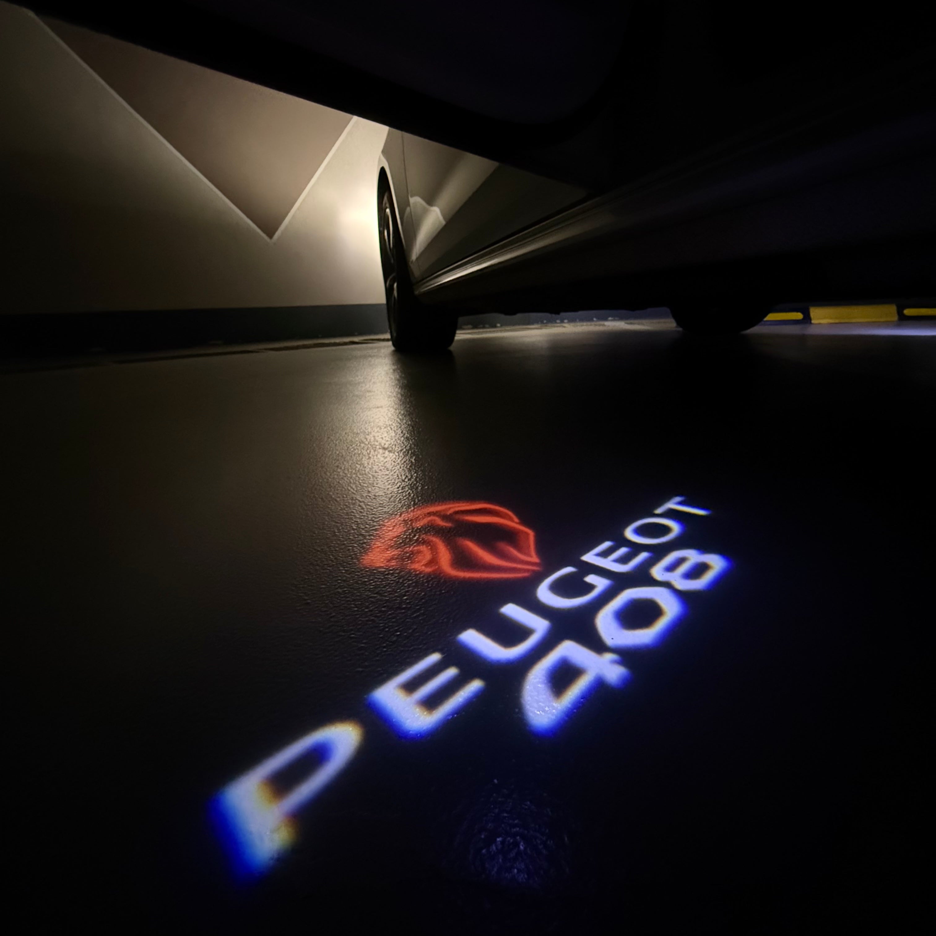 ÉCLAIRAGE DE PROJECTEUR BMW M3 LOGO Nr.24 (quantité 1 = 1 jeux / 2 feux de porte)