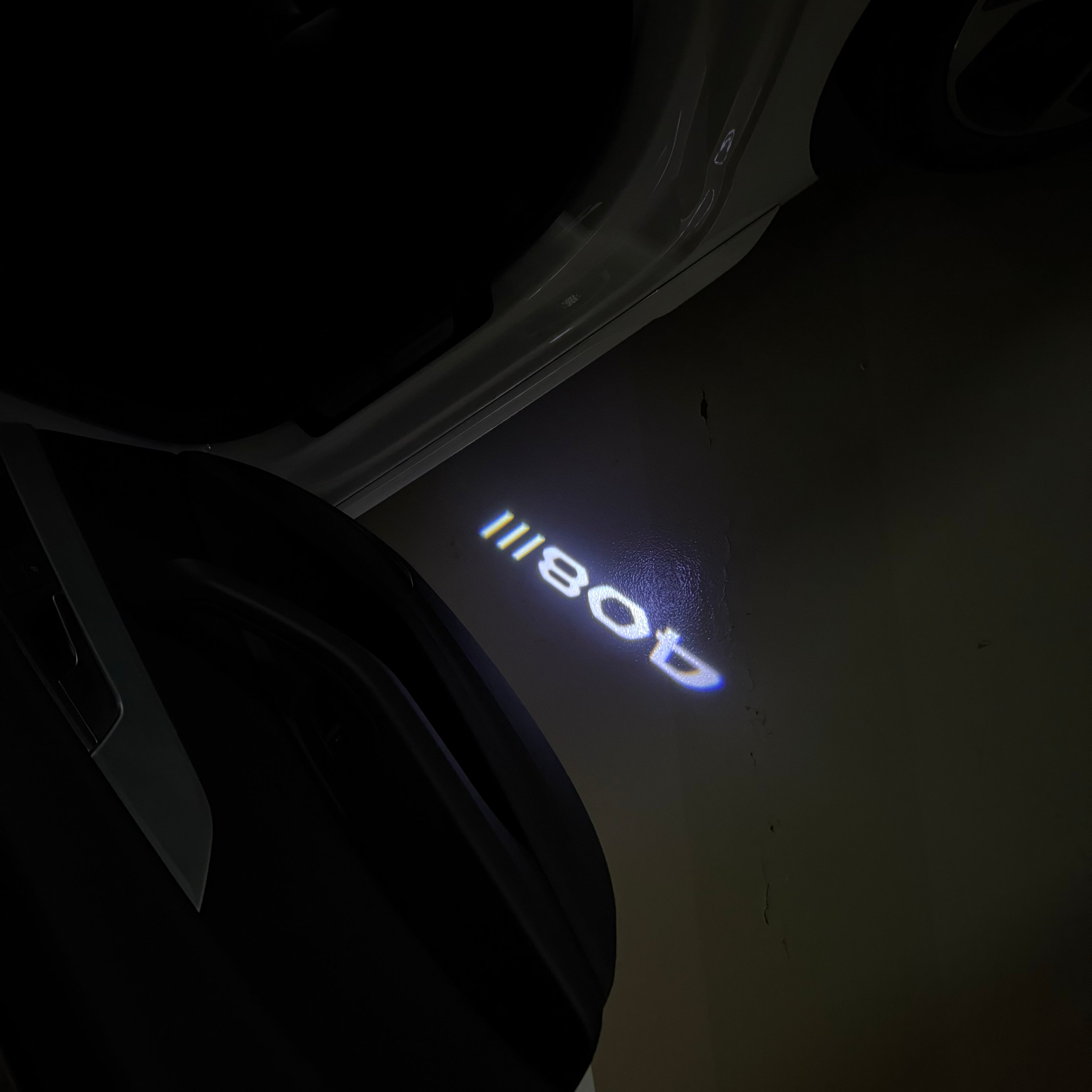 ÉCLAIRAGE DE PROJECTEUR BMW M3 LOGO Nr.24 (quantité 1 = 1 jeux / 2 feux de porte)