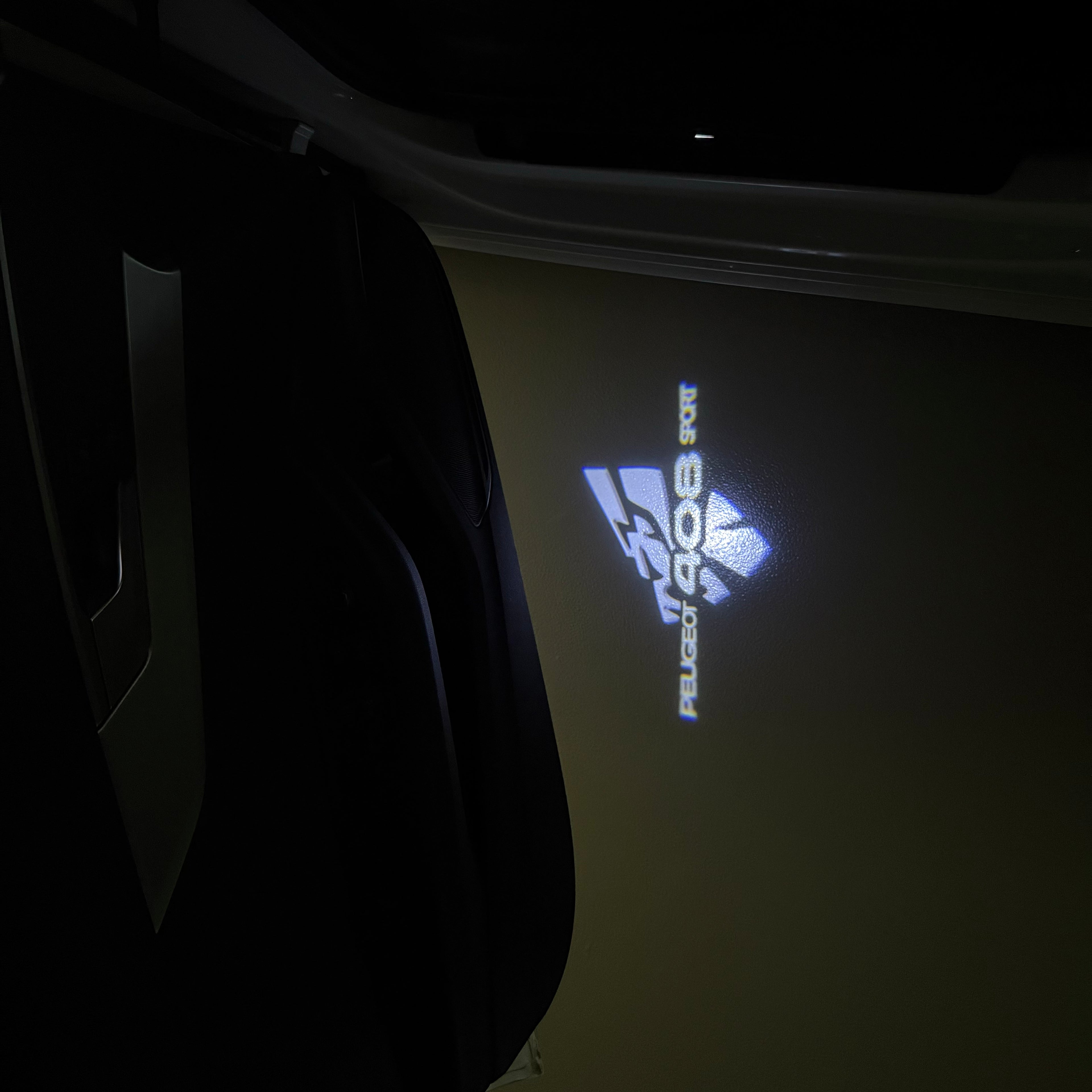 ÉCLAIRAGE DE PROJECTEUR BMW M3 LOGO Nr.24 (quantité 1 = 1 jeux / 2 feux de porte)