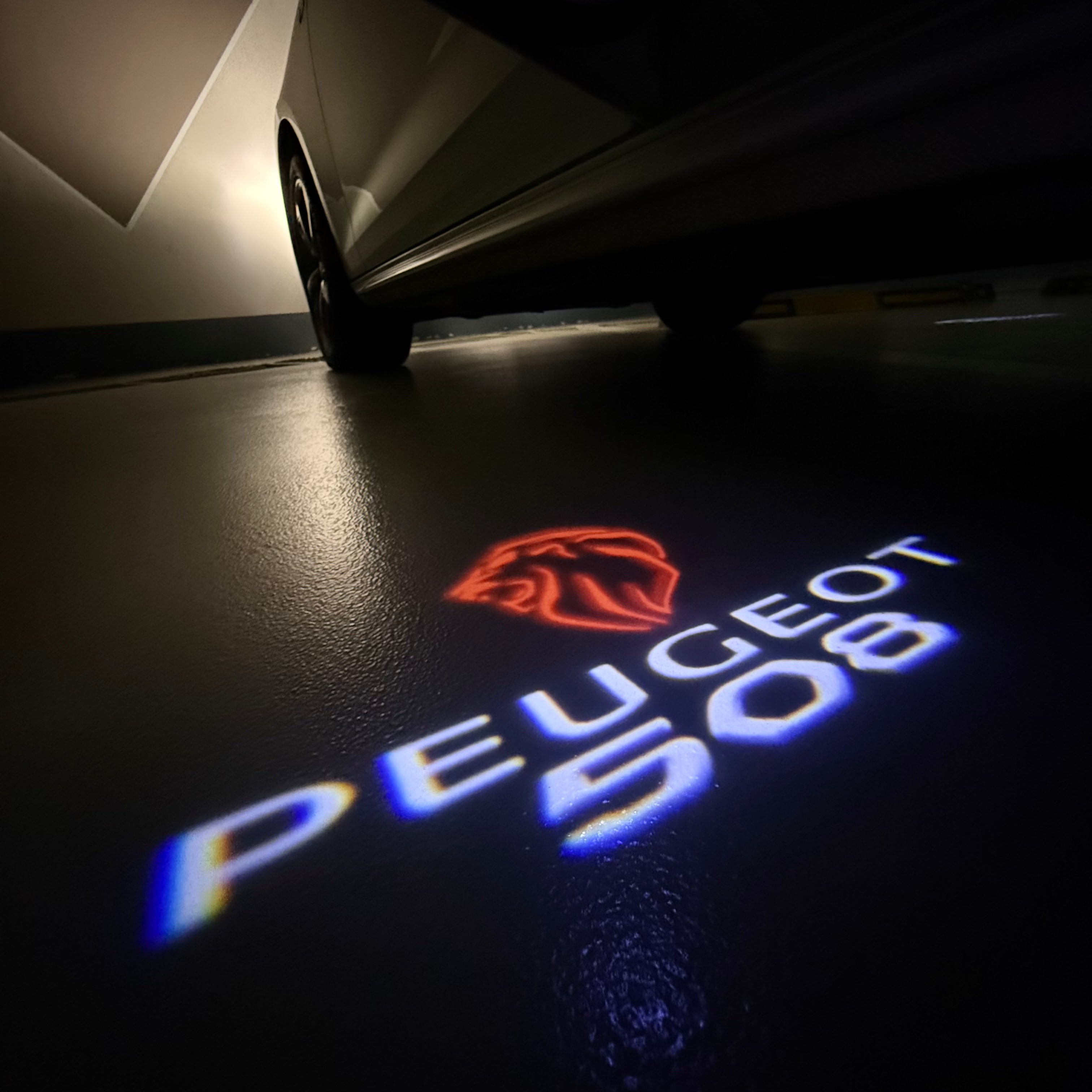 PEUGEOT  508  LOGO PROJECTOT LIGHTS (quantity 1 = 1 sets/2 door lights) Nr.6024q46