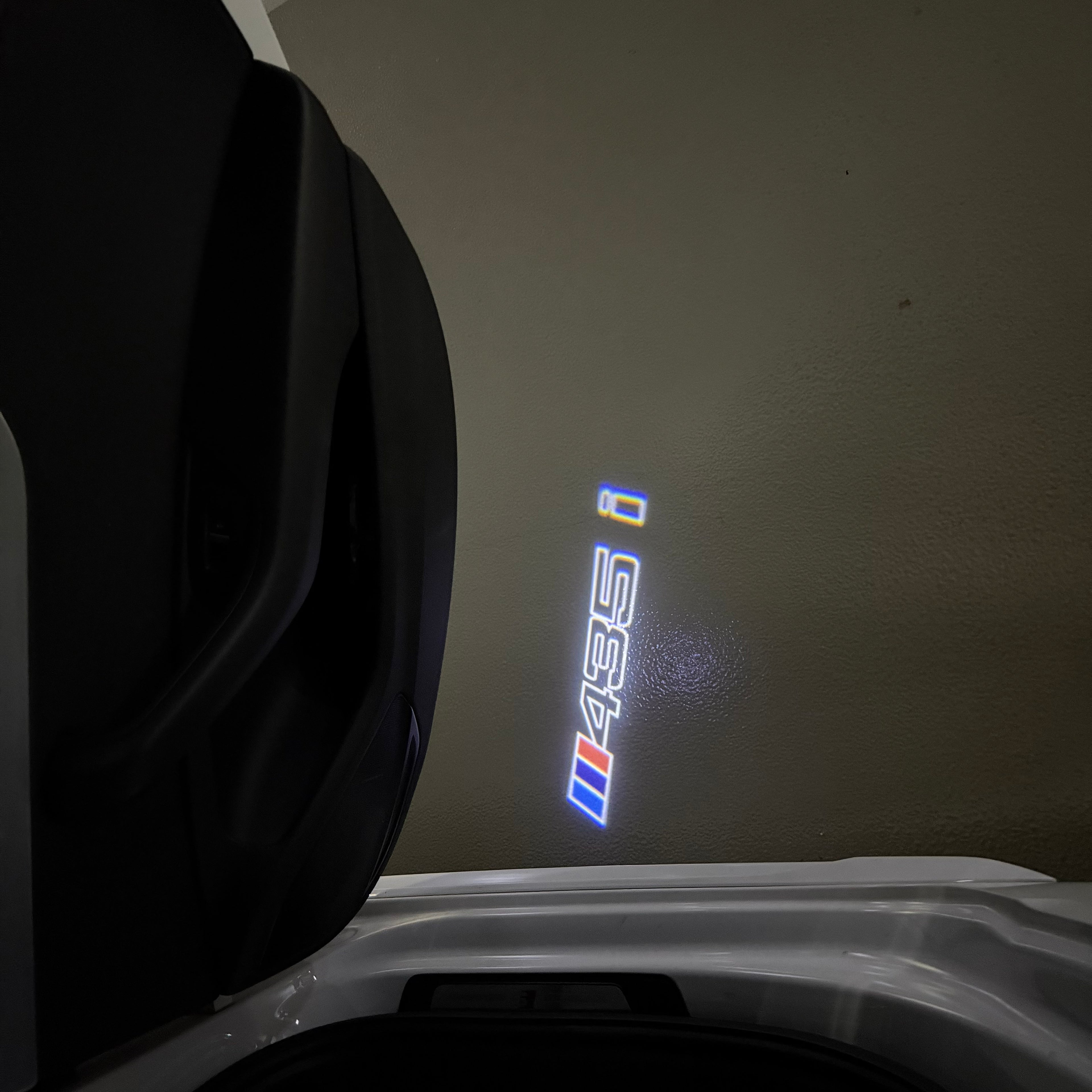BMW M3 LOGO PROJECTOT LIGHTS Nr.24 (Menge 1 = 1 Sets/2 Türleuchten)