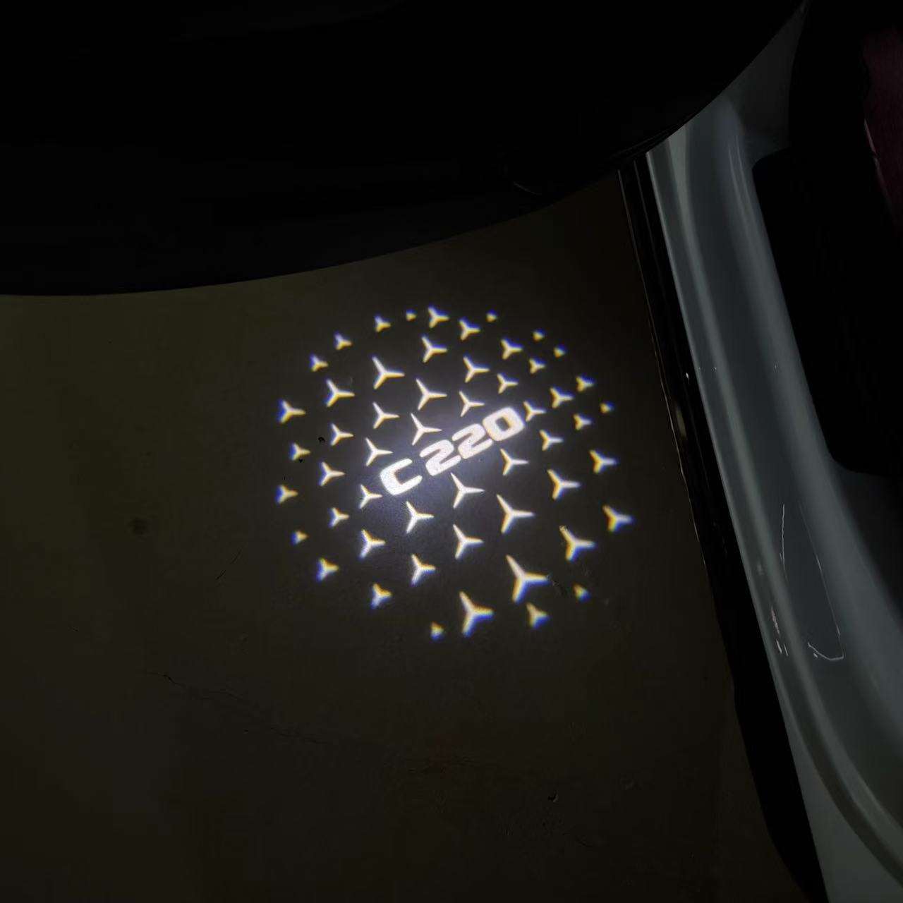 MERCEDES BENZ LOGO PROJECTOT LIGHTS Nr.03 (cantidad 1 = 1 juego/2 luces de puerta)