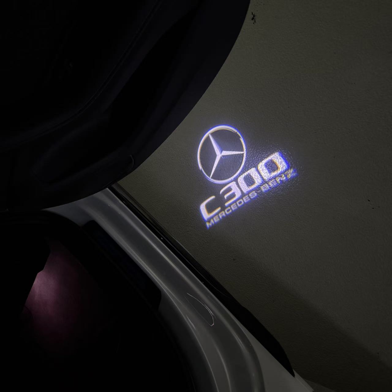 MERCEDES BENZ LOGO PROJECTOT LIGHTS Nr.03 (cantidad 1 = 1 juego/2 luces de puerta)