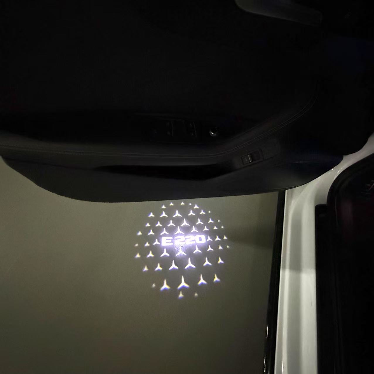 MERCEDES BENZ LOGO PROJECTOT LIGHTS Nr.03 (cantidad 1 = 1 juego/2 luces de puerta)