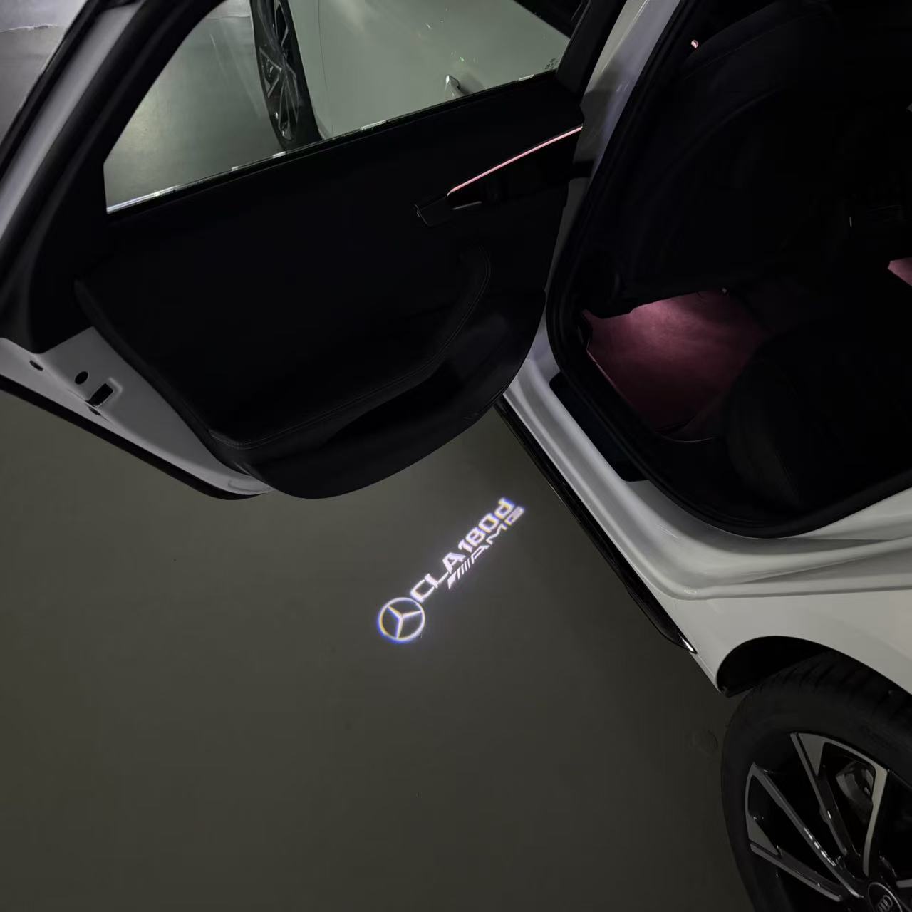 Feu de signalisation Mercedes - Benz No 03 (qty 1 = 1 ensemble / 2 feux de porte)