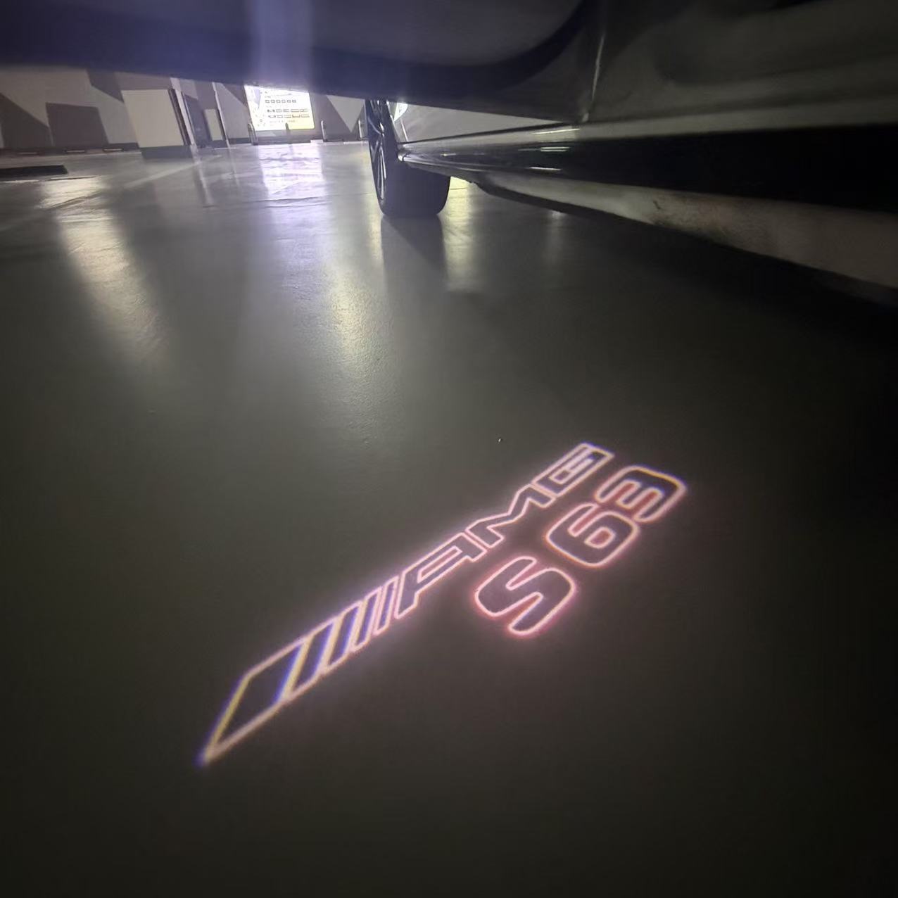 Feu de signalisation Mercedes - Benz No 03 (qty 1 = 1 ensemble / 2 feux de porte)