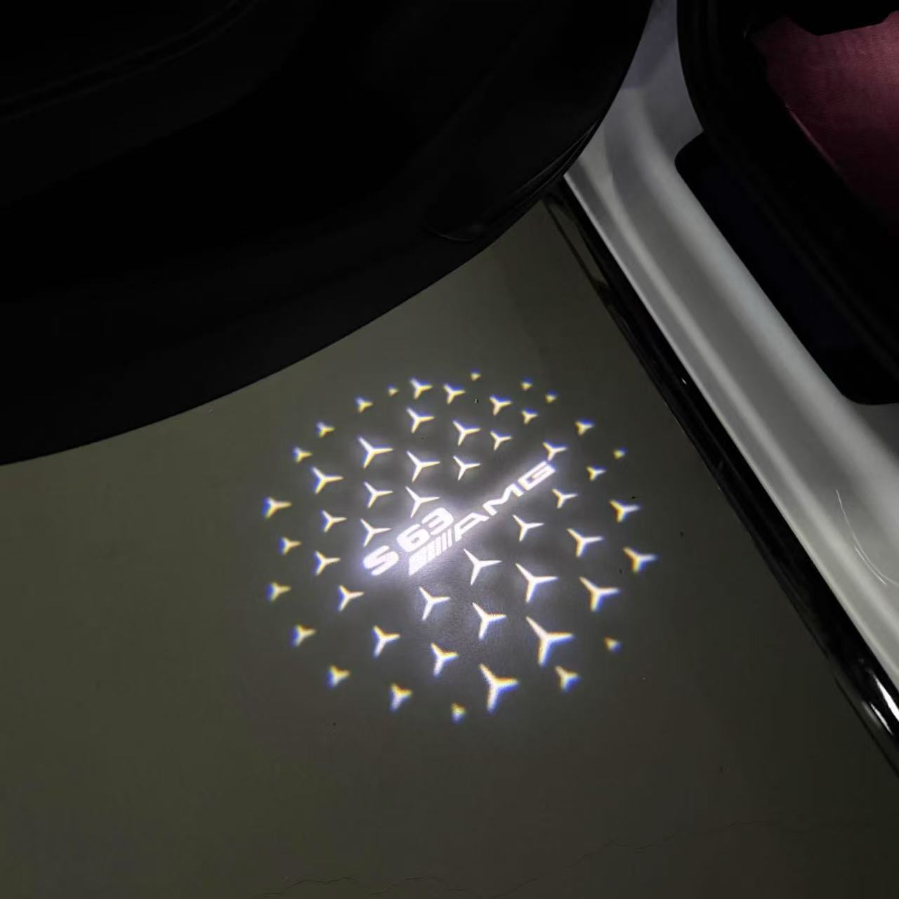 Feu de signalisation Mercedes - Benz No 03 (qty 1 = 1 ensemble / 2 feux de porte)