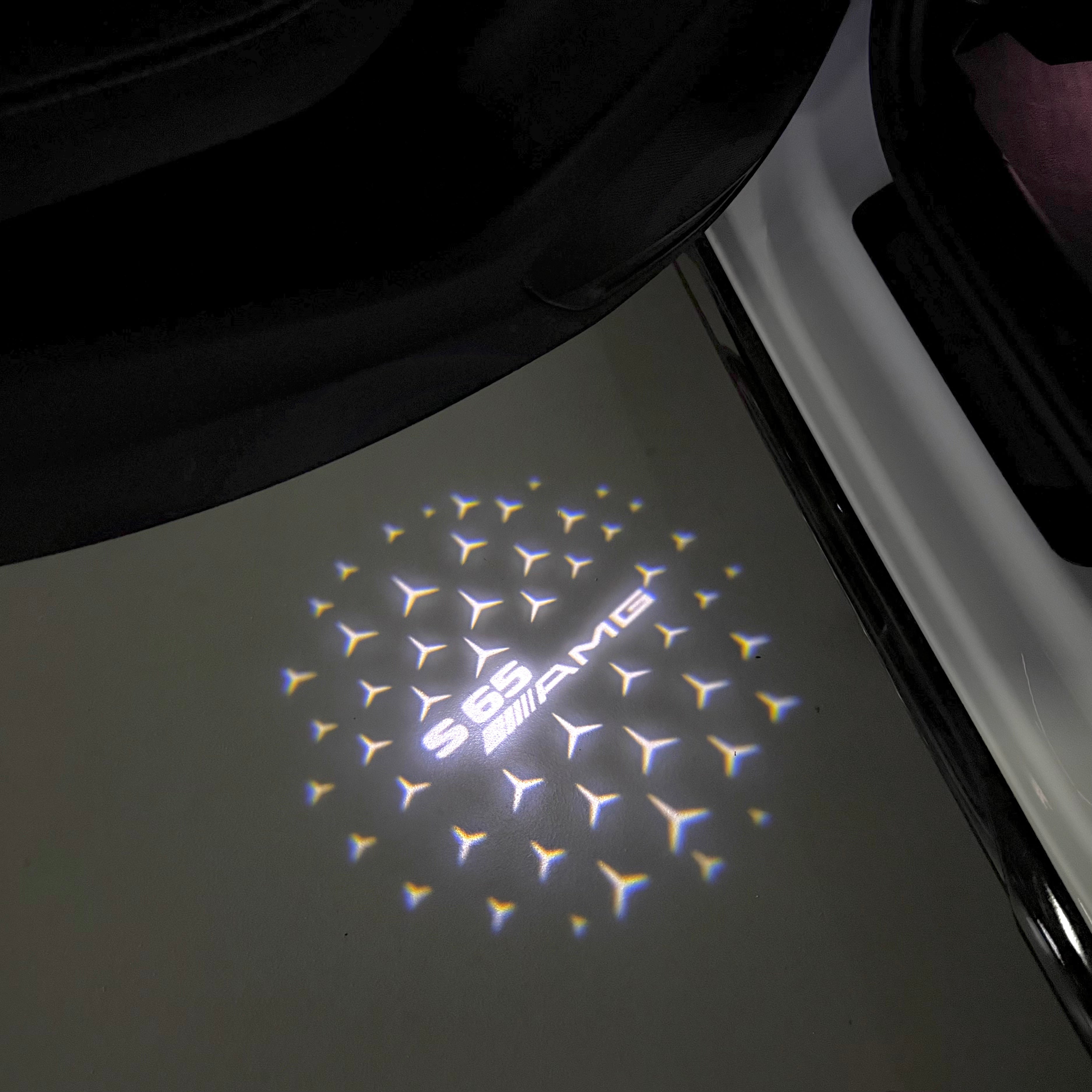 Feu de signalisation Mercedes - Benz No 03 (qty 1 = 1 ensemble / 2 feux de porte)