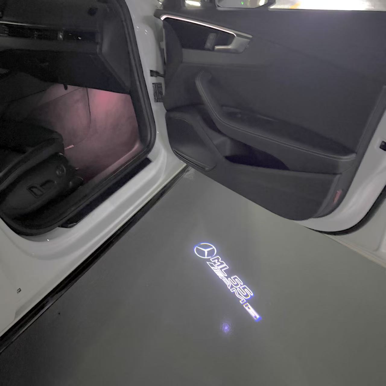 Feu de signalisation Mercedes - Benz No 03 (qty 1 = 1 ensemble / 2 feux de porte)