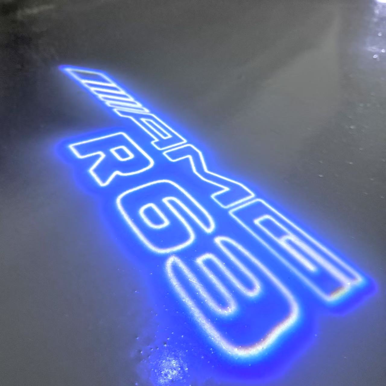 Feu de signalisation Mercedes - Benz No 03 (qty 1 = 1 ensemble / 2 feux de porte)