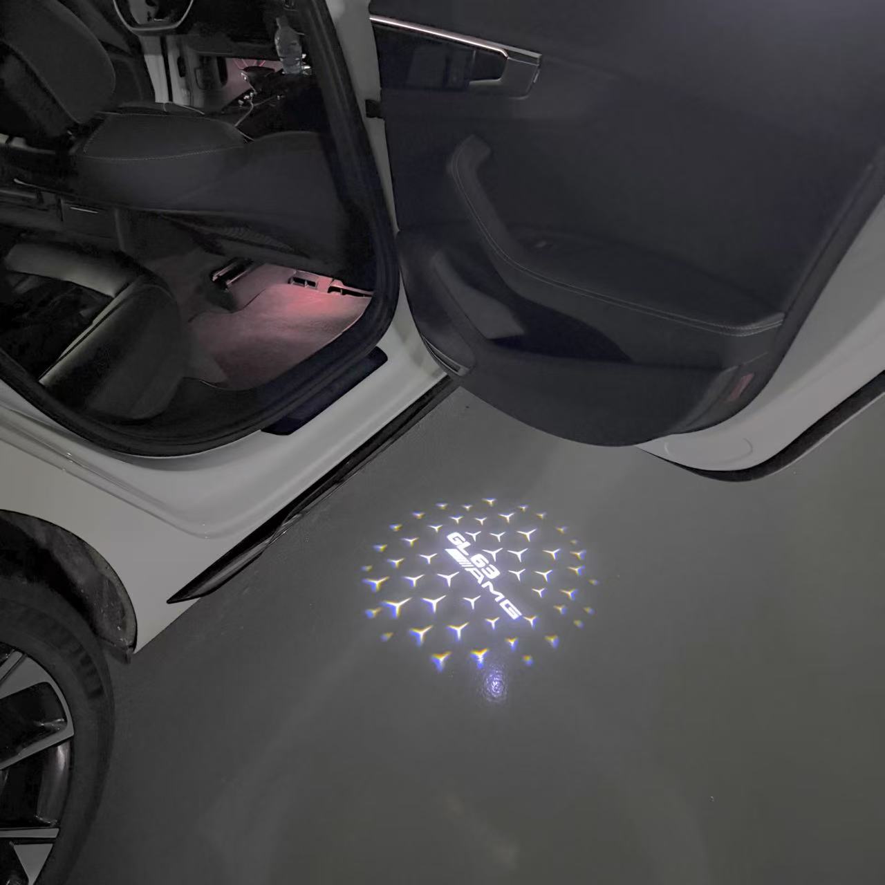 Feu de signalisation Mercedes - Benz No 03 (qty 1 = 1 ensemble / 2 feux de porte)