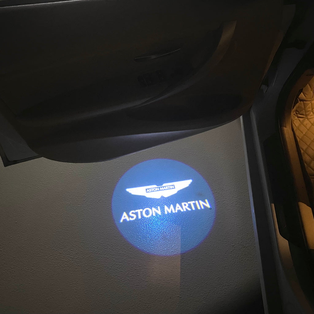 Aston Martin LOGO PROJECROTR LIGHTS Nr.01 (quantità 1 = 1 set/2 luci porta)