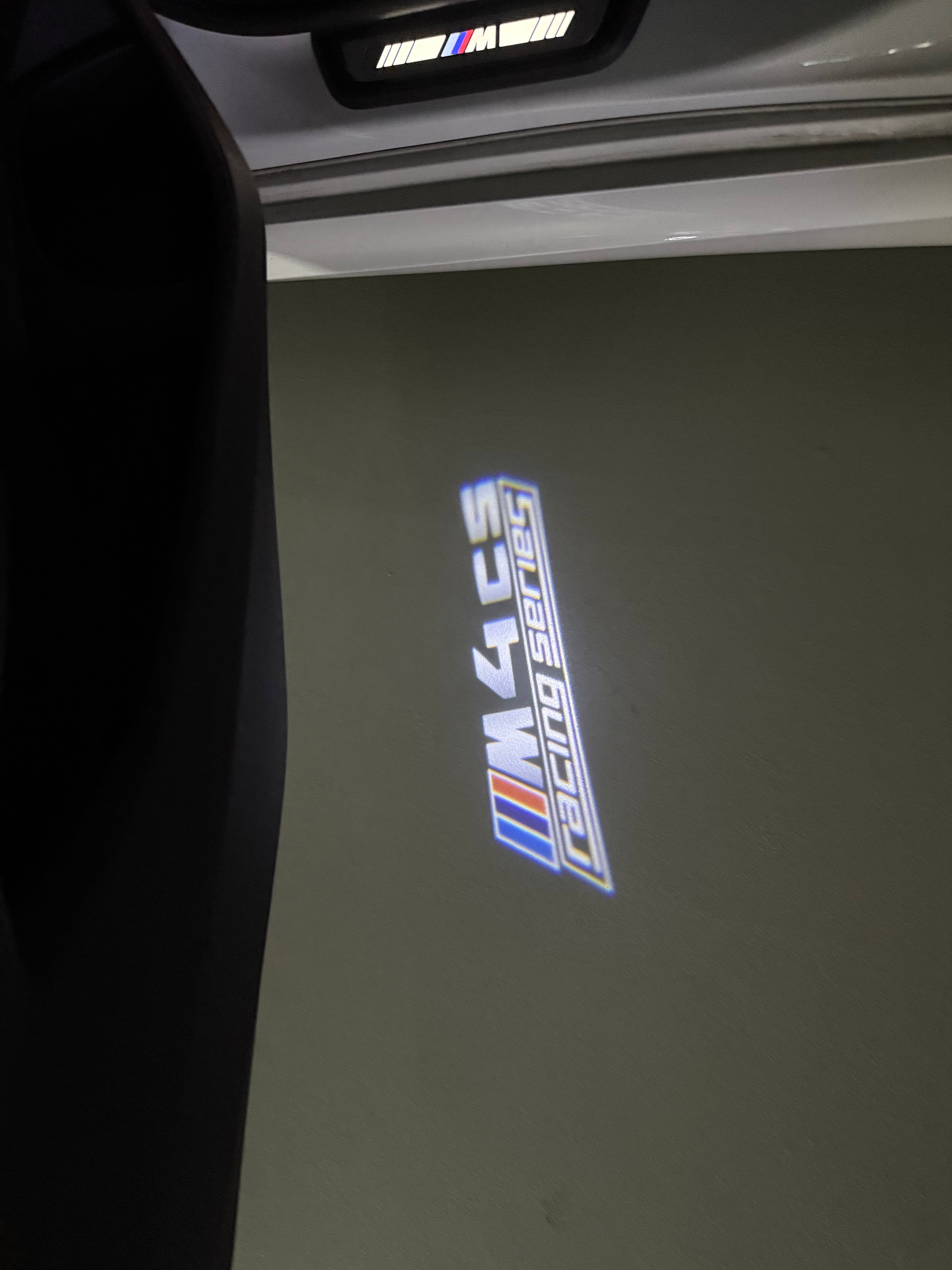 BMW M3 LOGO PROJECTOT LIGHTS Nr.24 (Menge 1 = 1 Sets/2 Türleuchten)