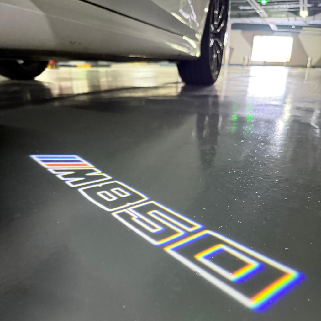 BMW M3 LOGO PROJECTOT LIGHTS Nr.24 (Menge 1 = 1 Sets/2 Türleuchten)