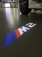 BMW M3 LOGO PROJECTOT LIGHTS Nr.24 (Menge 1 = 1 Sets/2 Türleuchten)