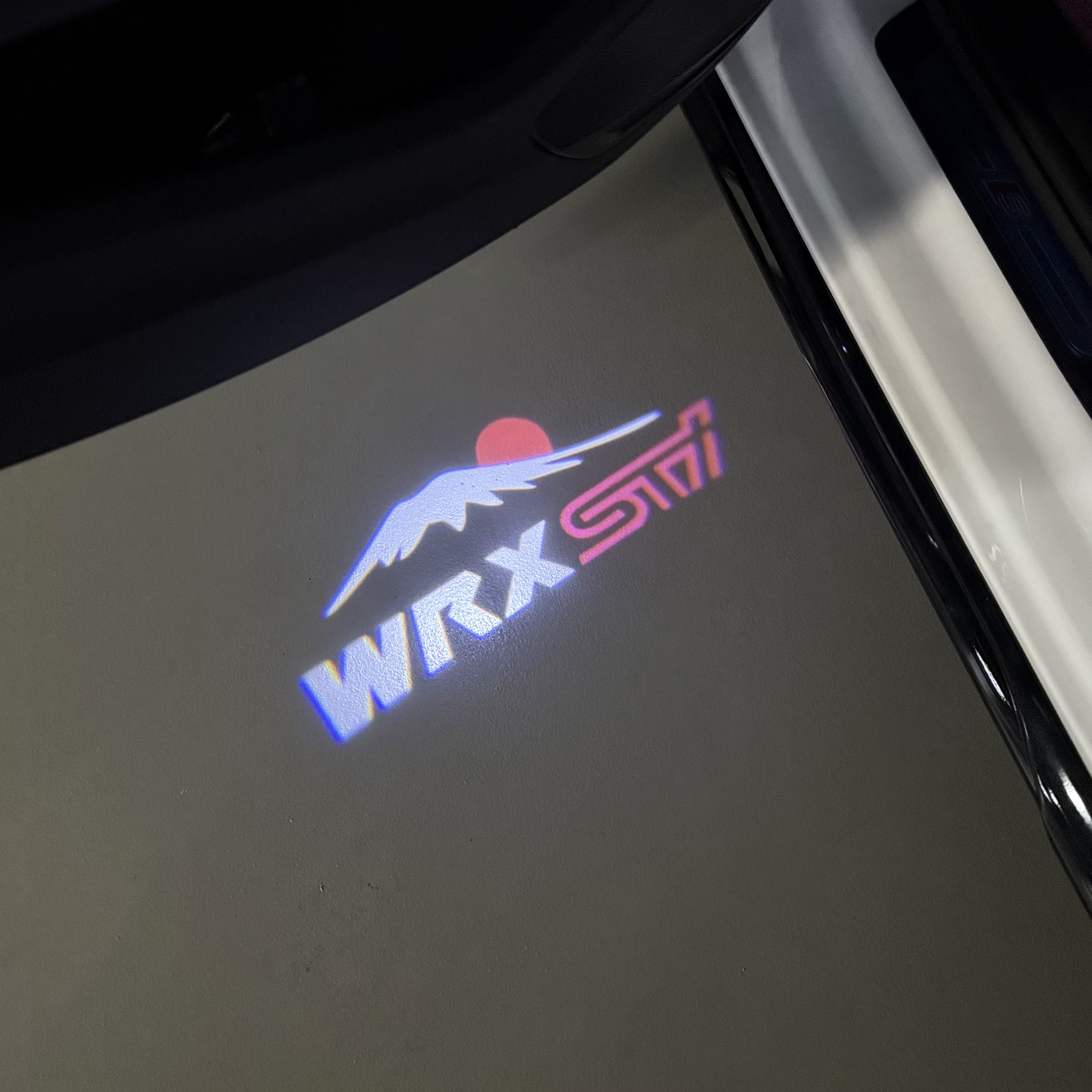 BRZ LOGO PROJECROTR LIGHTS Nr.03 (cantidad 1 = 1 juego/2 luces de puerta)