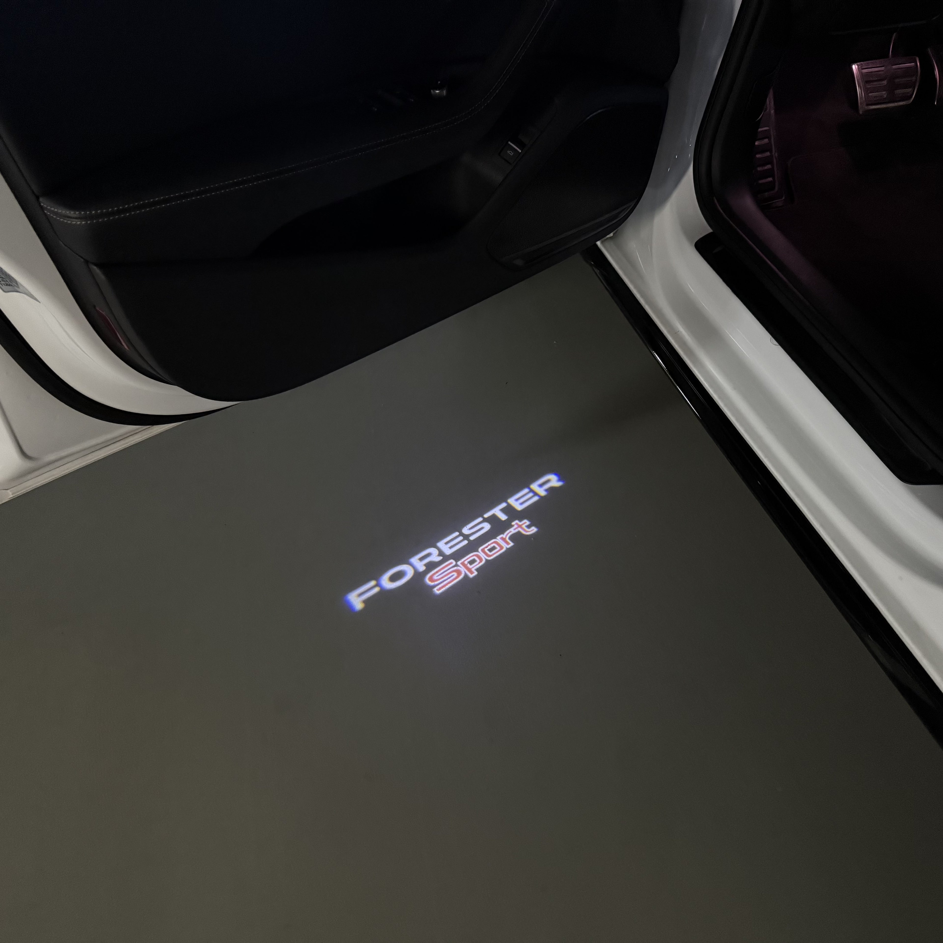 BRZ LOGO PROJECROTR LIGHTS Nr.03 (cantidad 1 = 1 juego/2 luces de puerta)