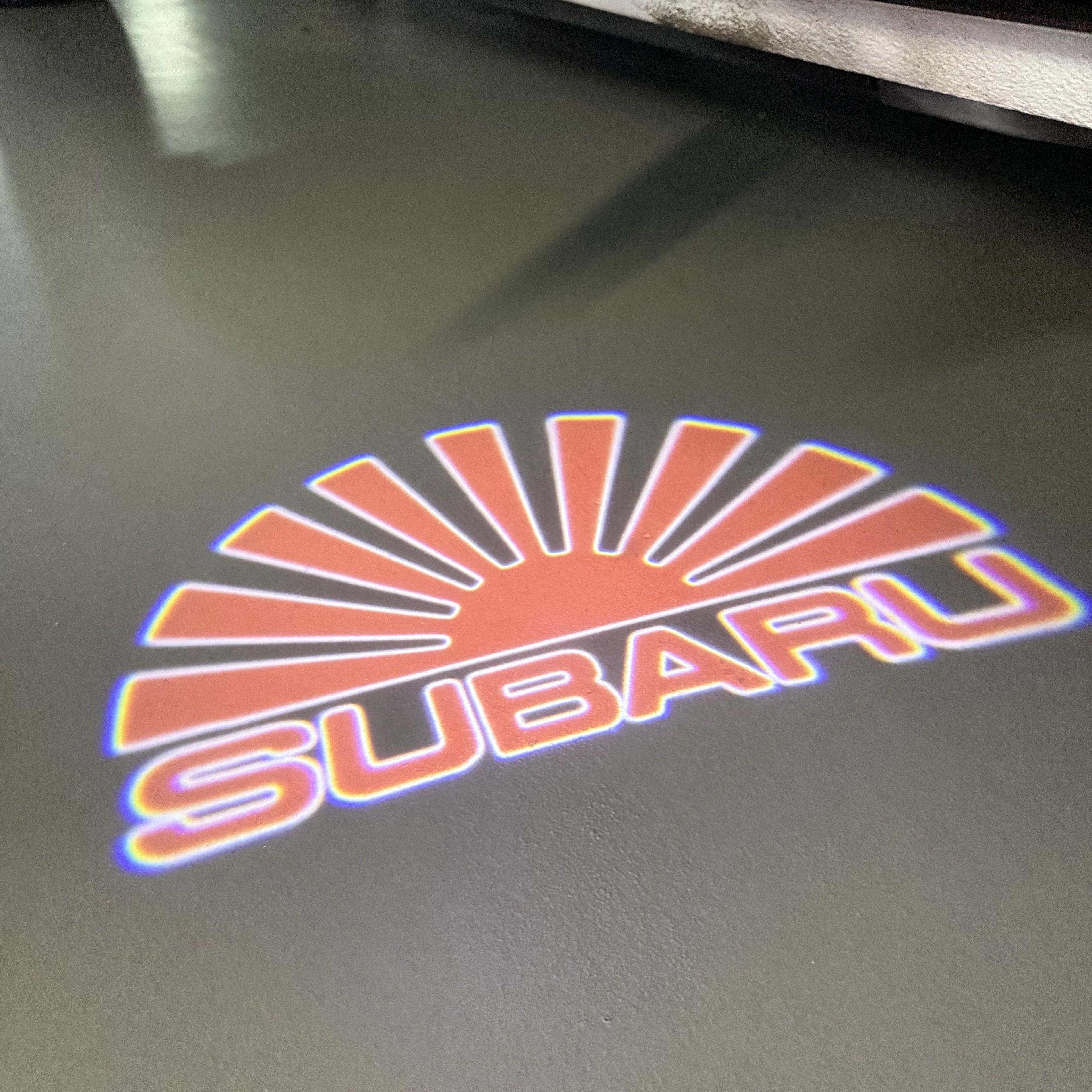 BRZ LOGO PROJECROTR LIGHTS Nr.03 (cantidad 1 = 1 juego/2 luces de puerta)