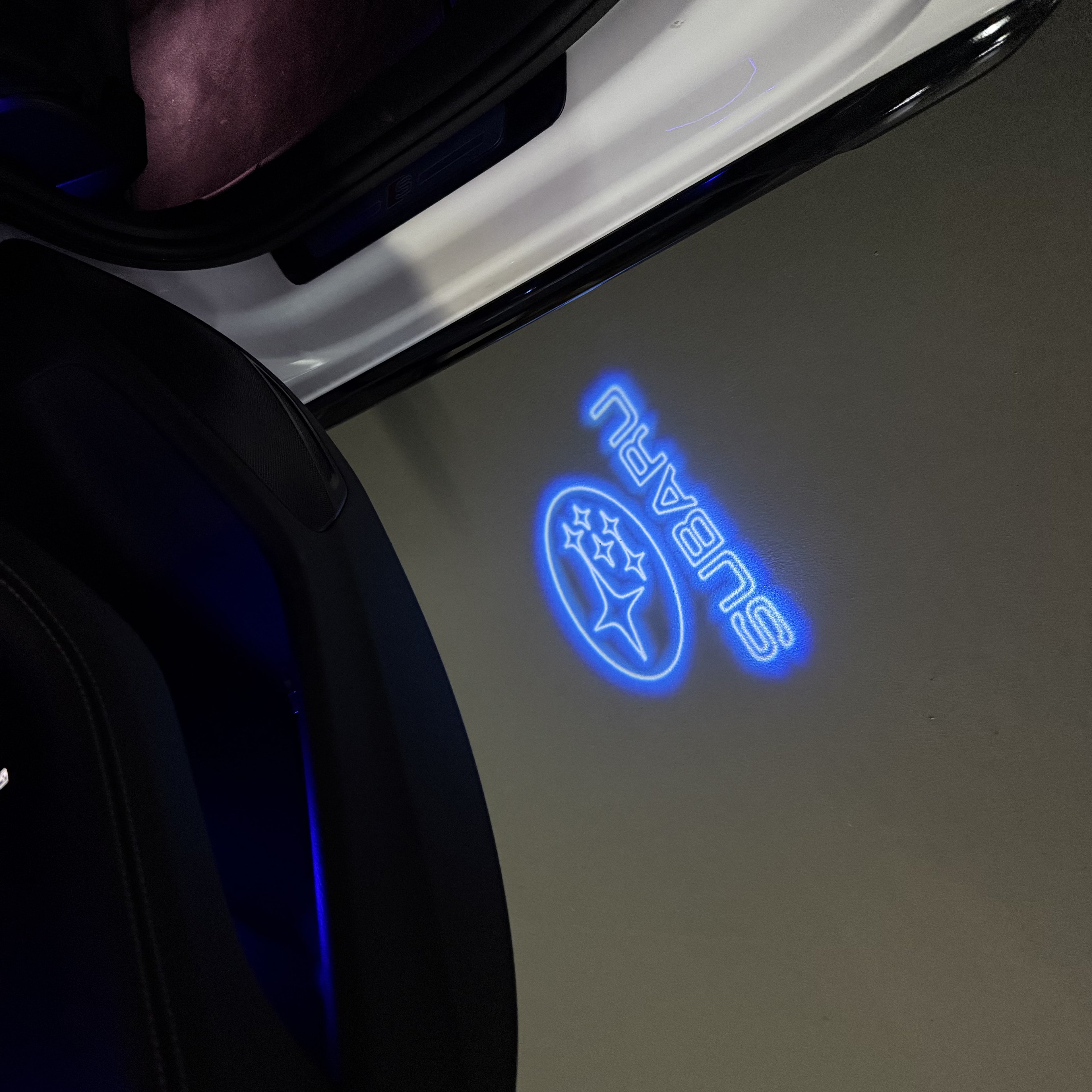 BRZ LOGO PROJECROTR LIGHTS Nr.03 (cantidad 1 = 1 juego/2 luces de puerta)