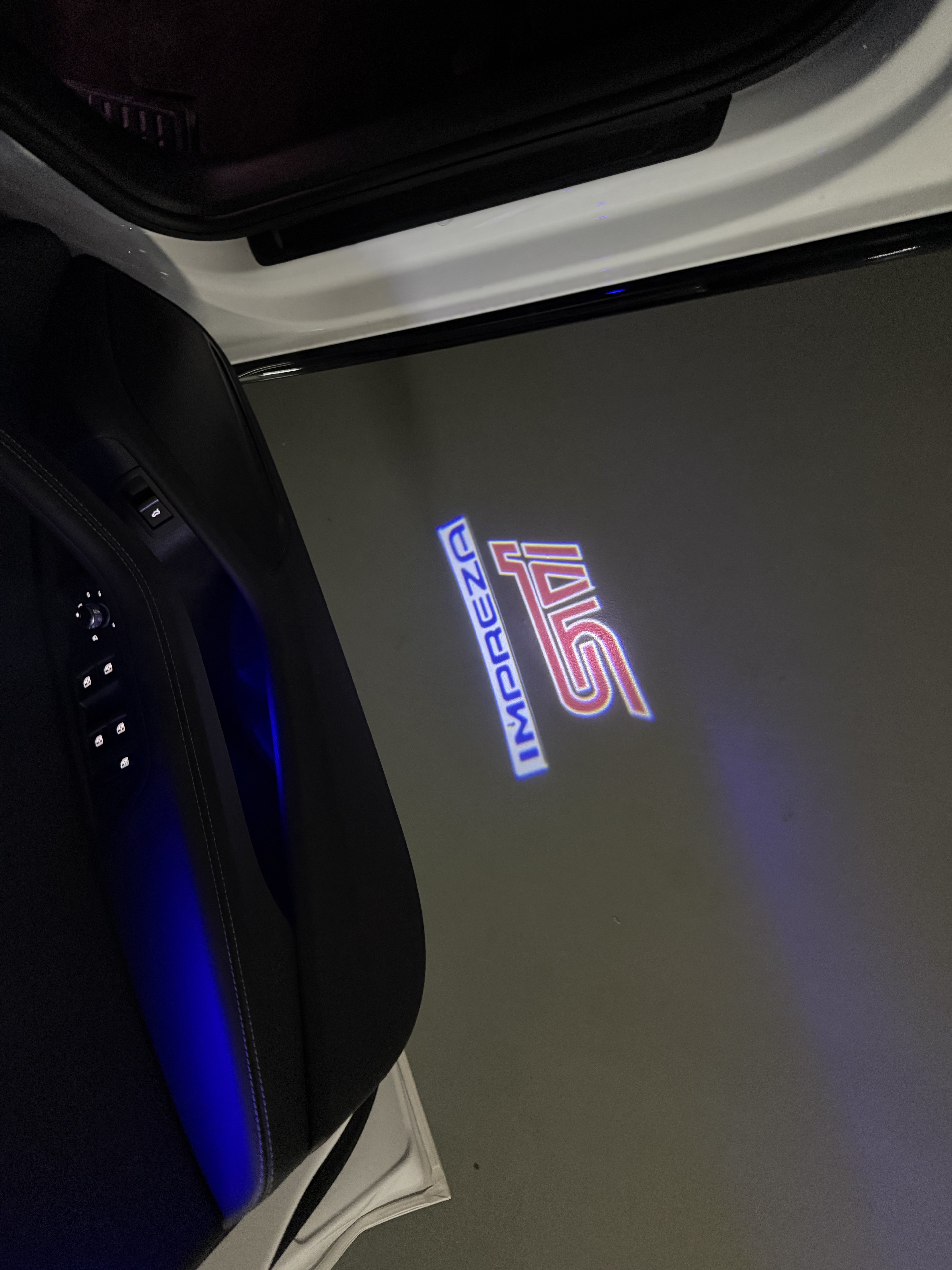 BRZ LOGO PROJECROTR LIGHTS Nr.03 (quantité 1 = 1 ensemble/2 feux de porte)