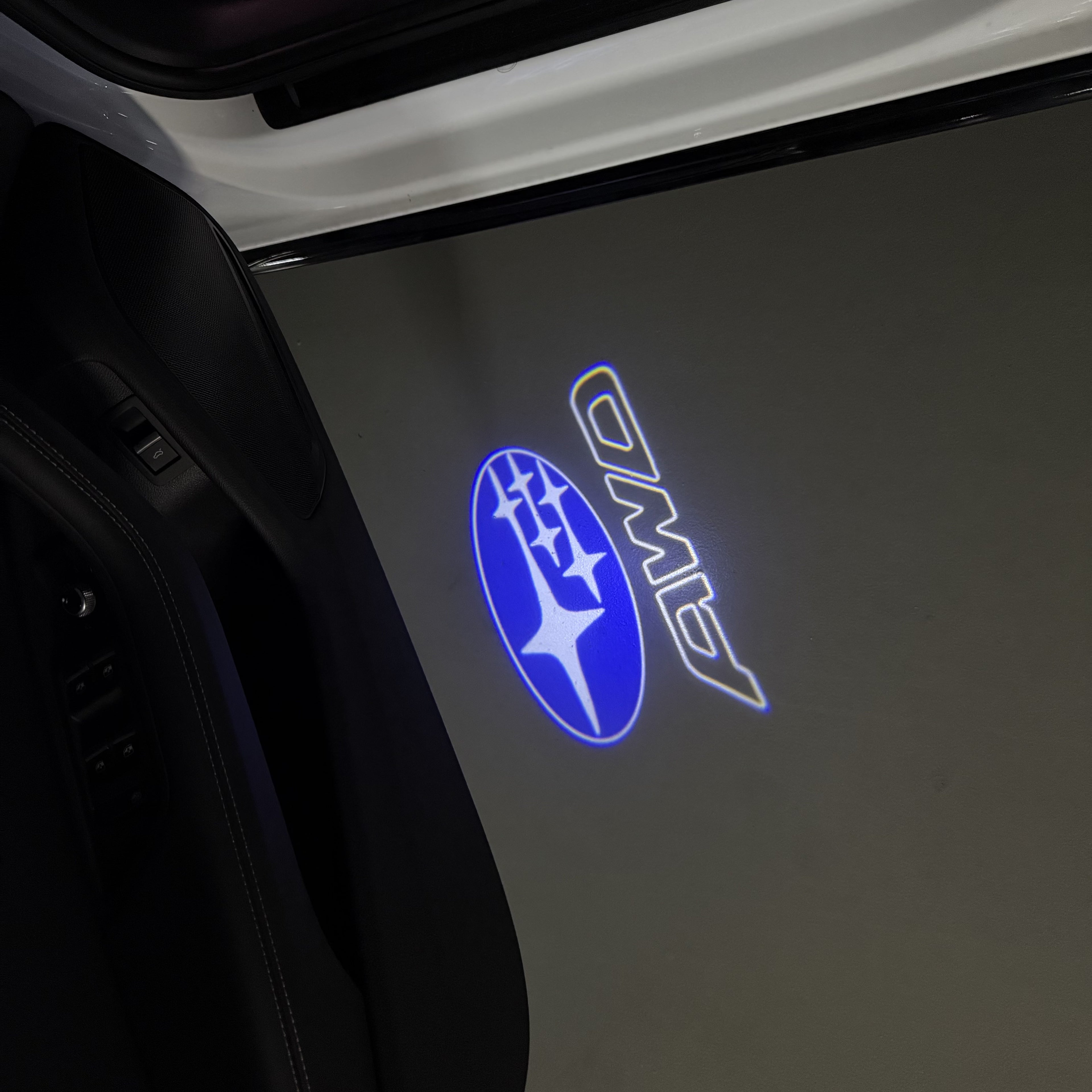 BRZ LOGO PROJECROTR LIGHTS Nr.03 (cantidad 1 = 1 juego/2 luces de puerta)