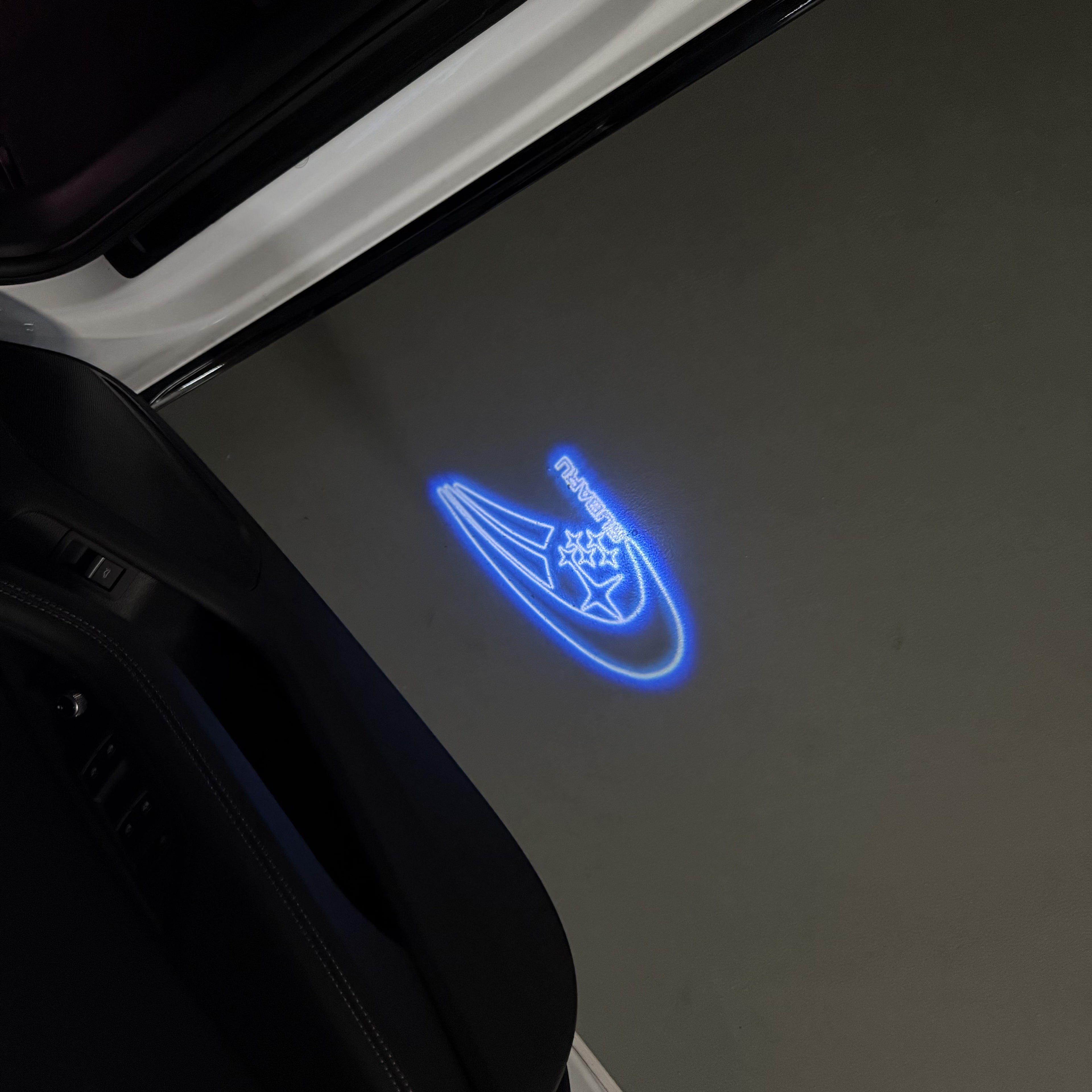 BRZ LOGO PROJECROTR LIGHTS Nr.03 (cantidad 1 = 1 juego/2 luces de puerta)