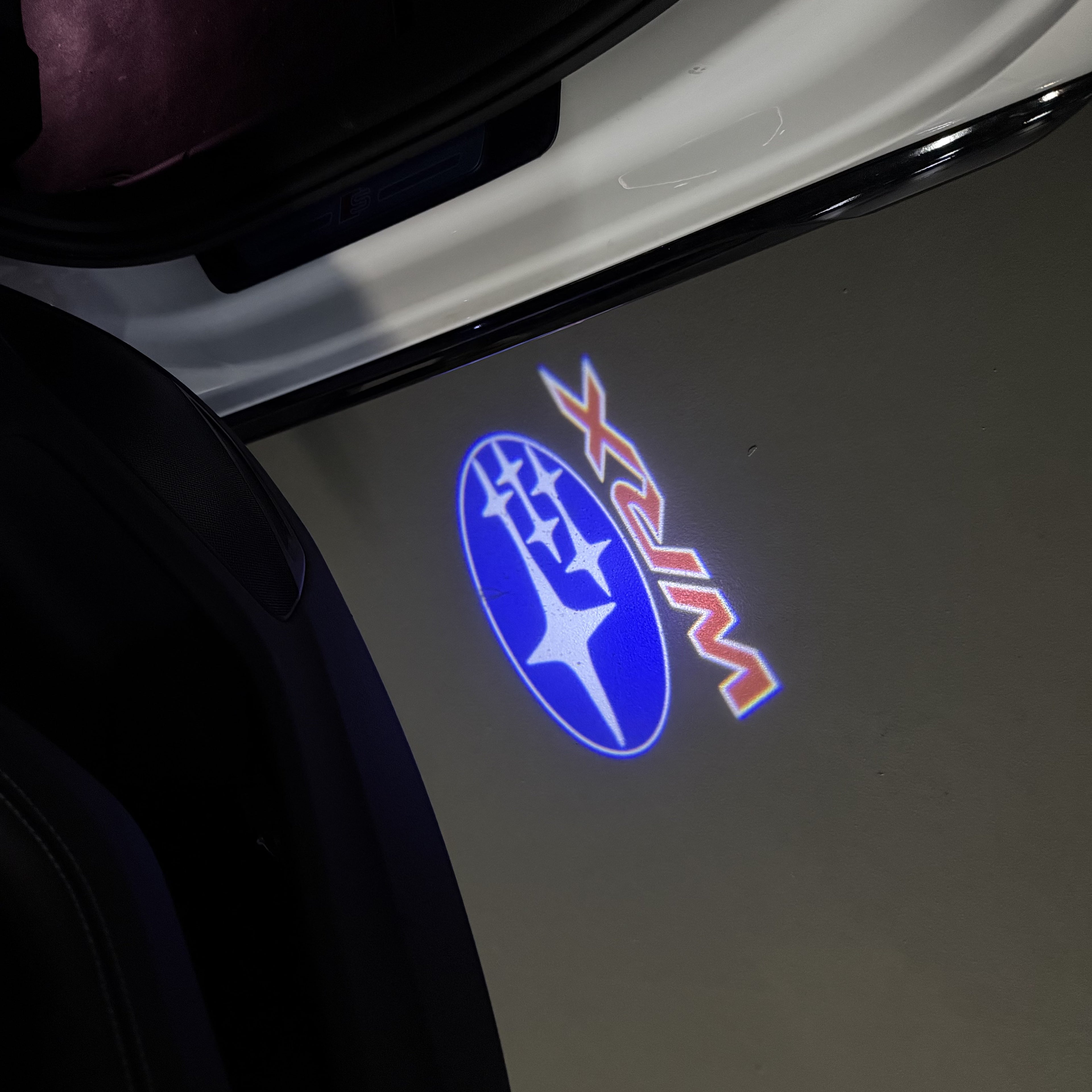 BRZ LOGO PROJECROTR LIGHTS Nr.03 (cantidad 1 = 1 juego/2 luces de puerta)