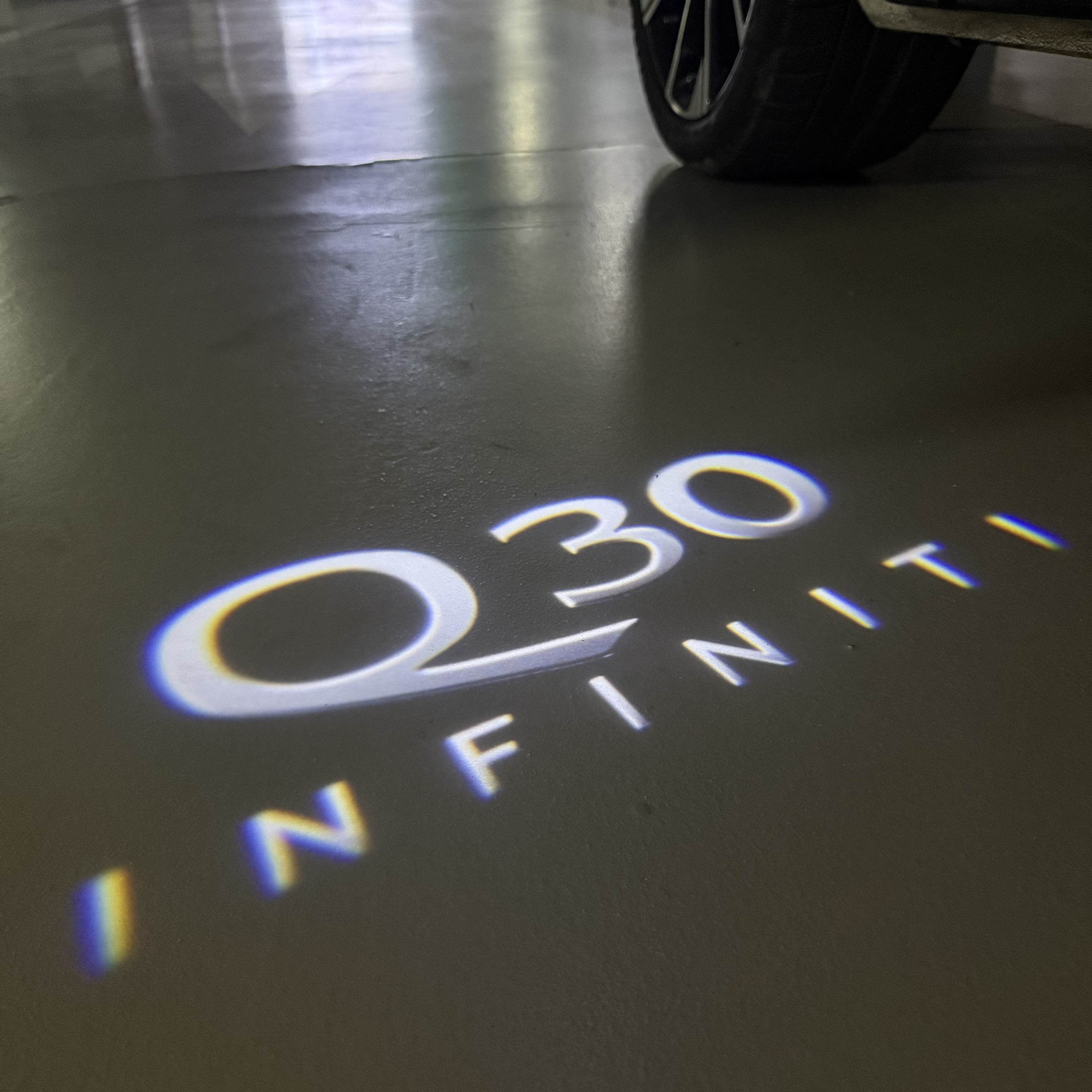INFINITI  Q30 LOGO PROJECROTR LIGHTS  (quantity 1 = 1 sets/2 door lights)Nr.74A43