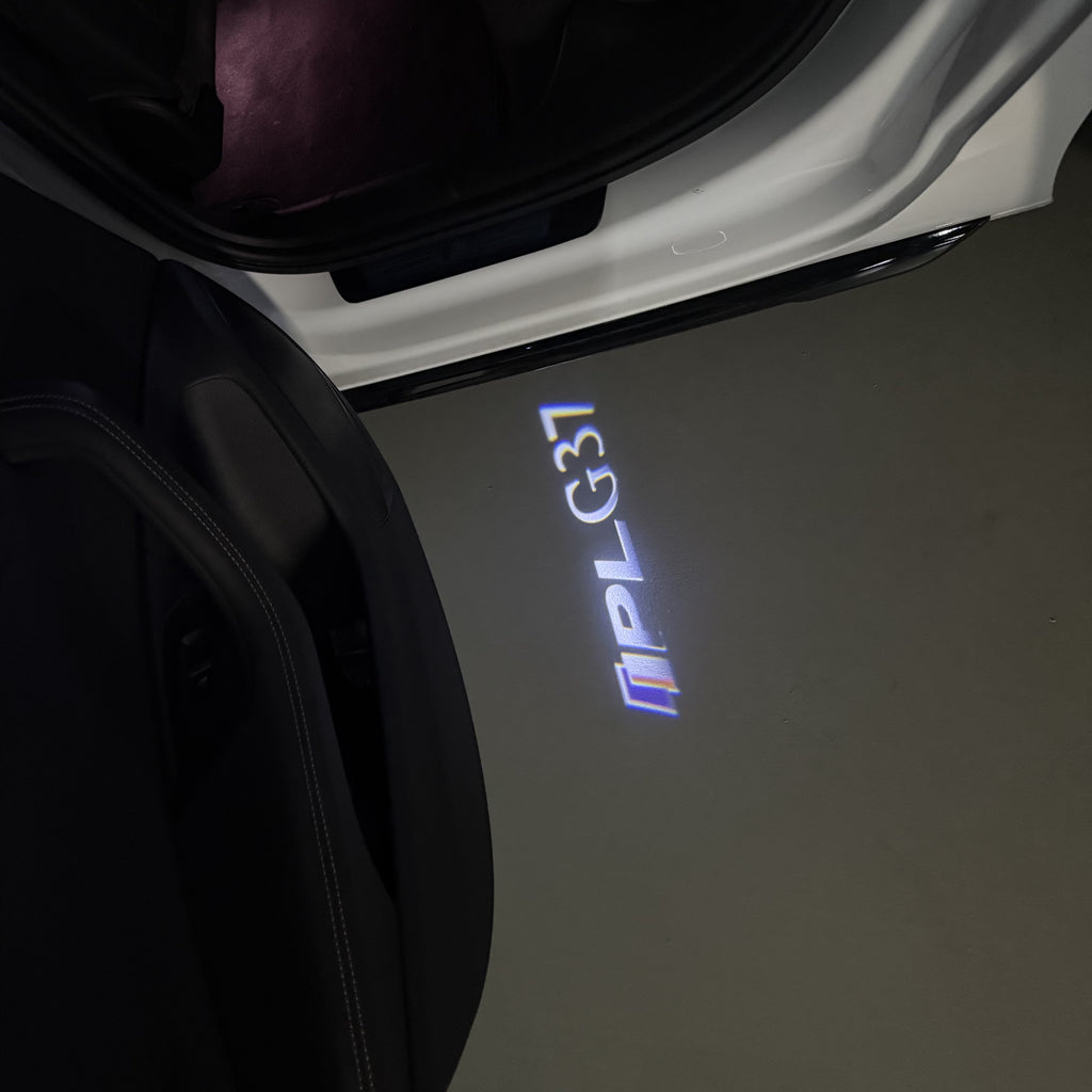 INFINTI QX56 LOGO PROJECROTR LIGHTS Nr.74 (cantidad 1 = 1 juego/2 luces de puerta)
