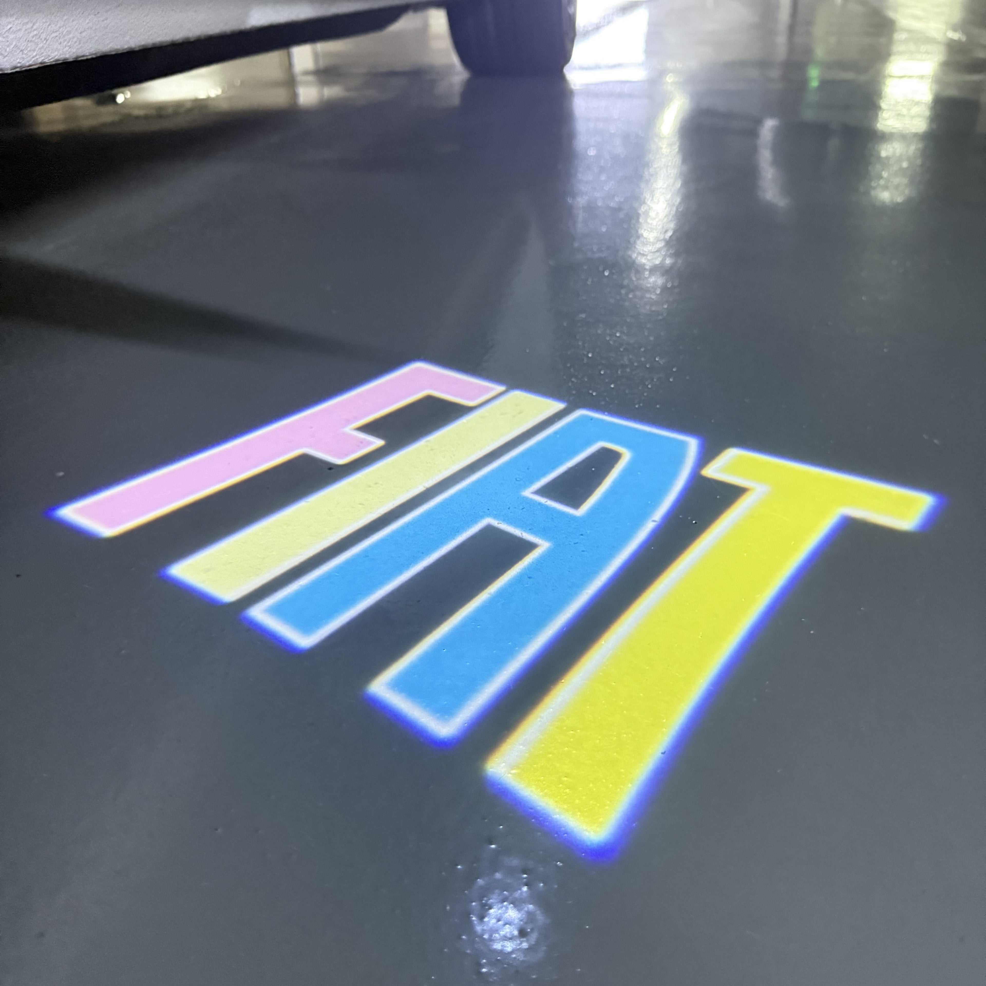 Alfa Romeo LOGO PROJECTOT LIGHTS Nr.04 (quantité 1 = 2 Logo Film / 2 feux de porte)