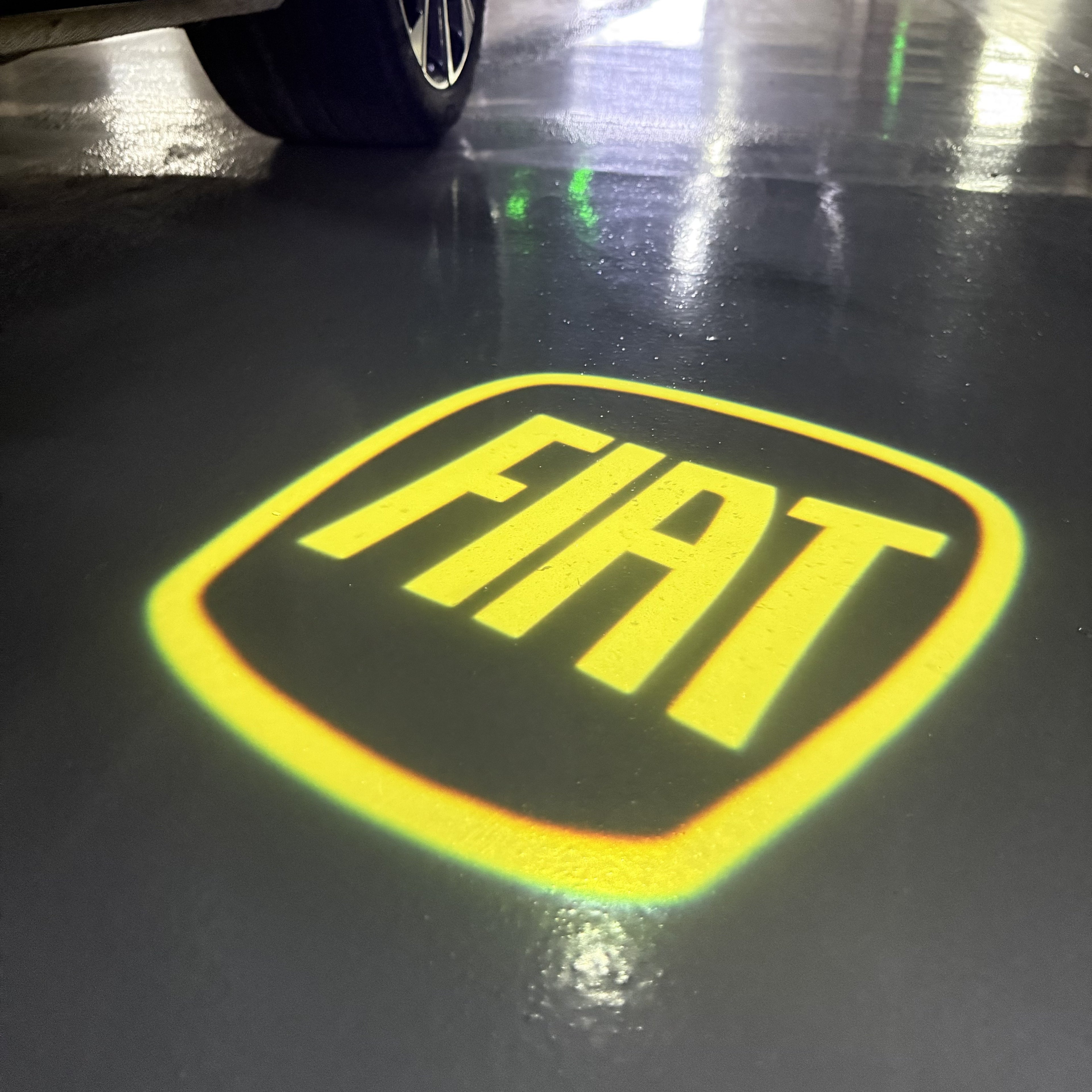 Alfa Romeo LOGO PROJECTOT LIGHTS Nr.04 (quantité 1 = 2 Logo Film / 2 feux de porte)