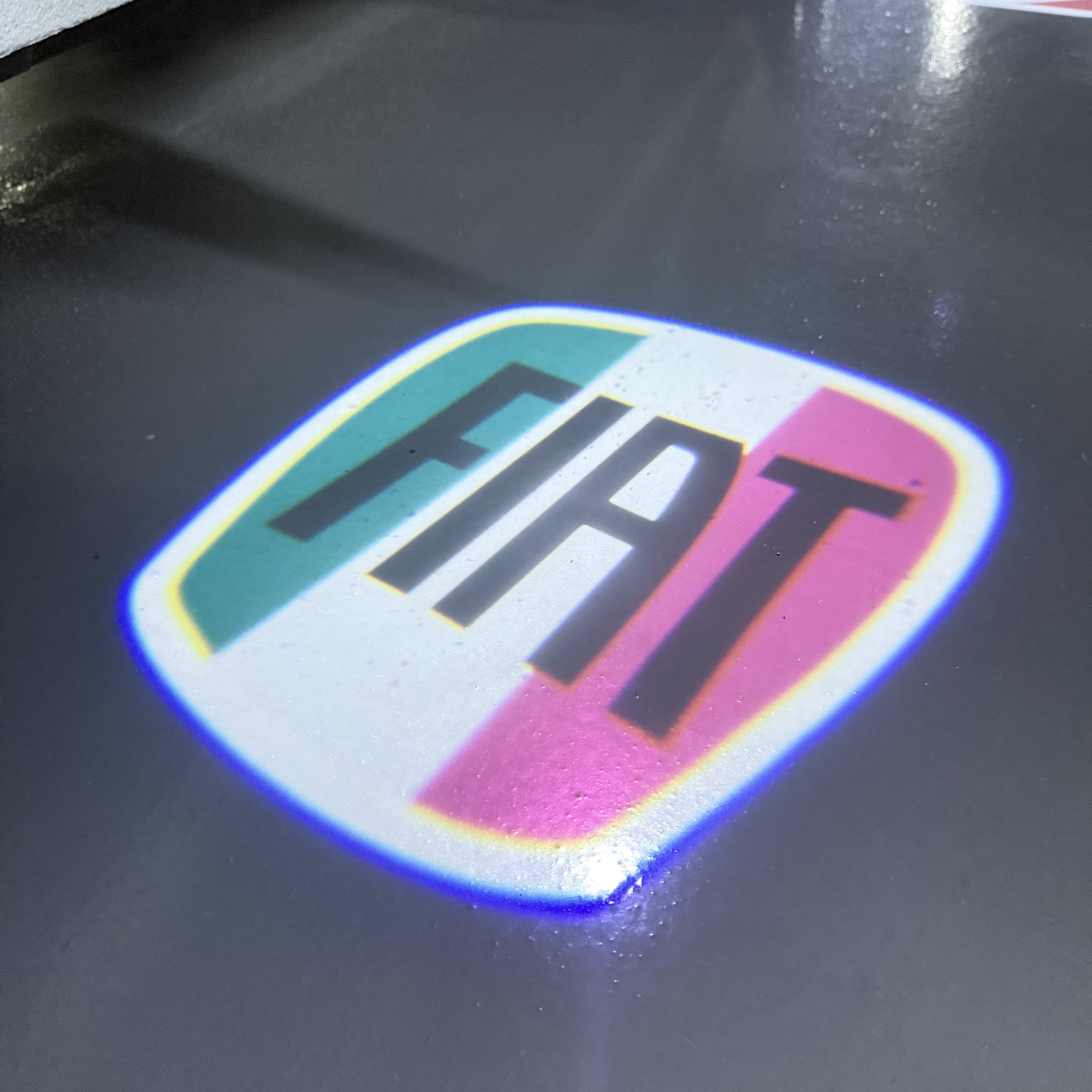 Alfa Romeo LOGO PROJECTOT LIGHTS Nr.04 (quantité 1 = 2 Logo Film / 2 feux de porte)