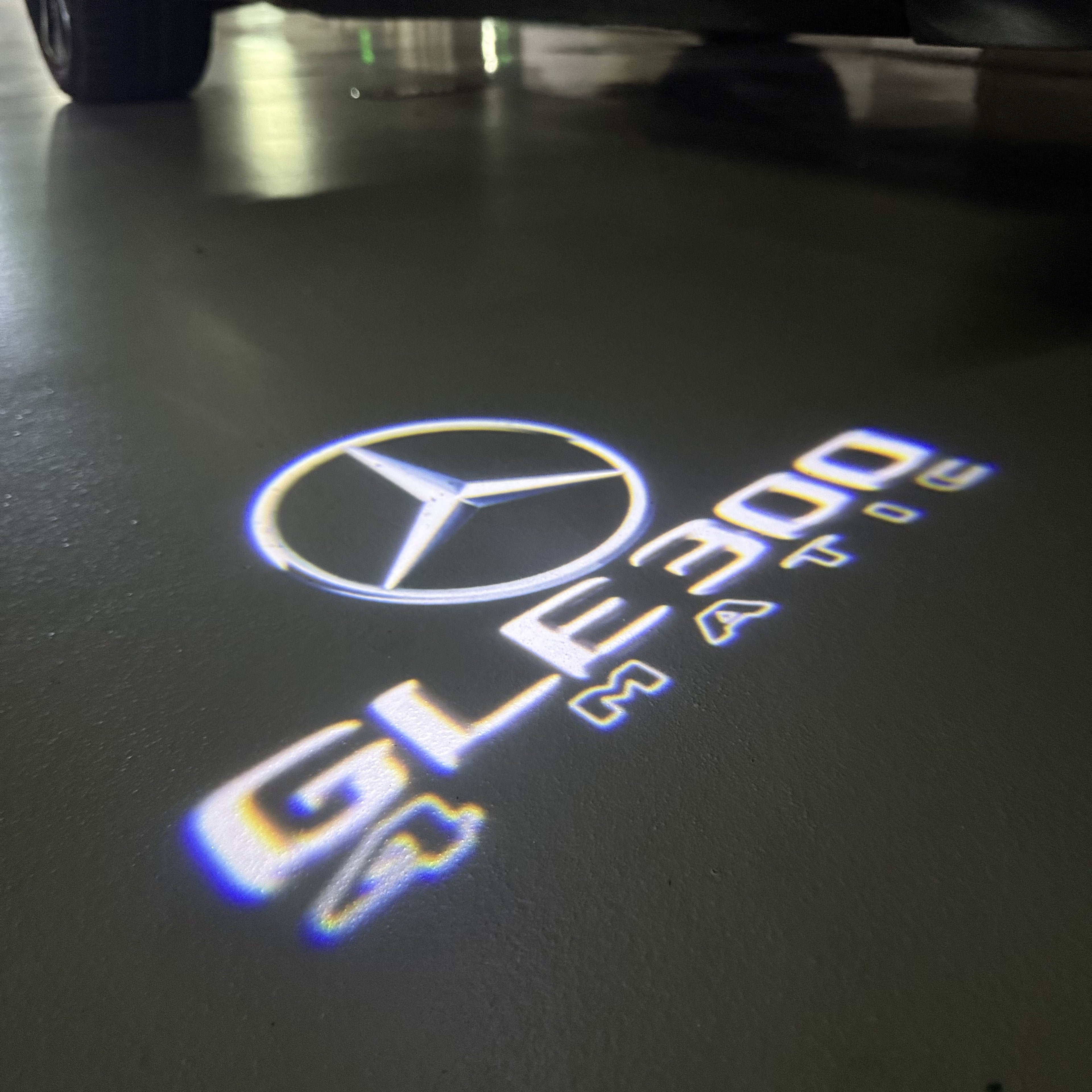 Feu de signalisation Mercedes - Benz No 03 (qty 1 = 1 ensemble / 2 feux de porte)